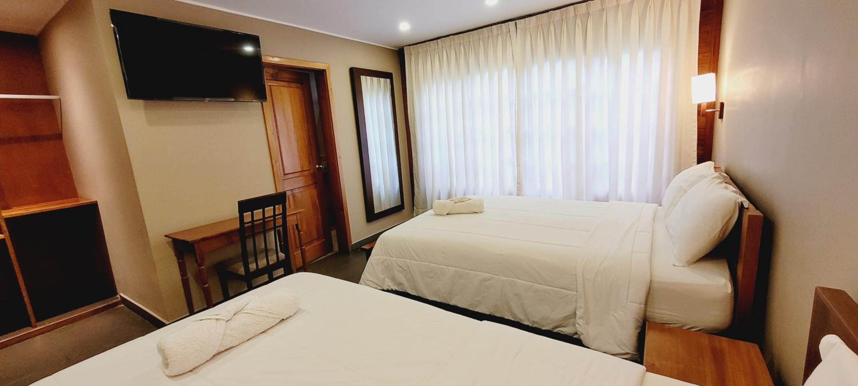 Standard Twin Room photo 2