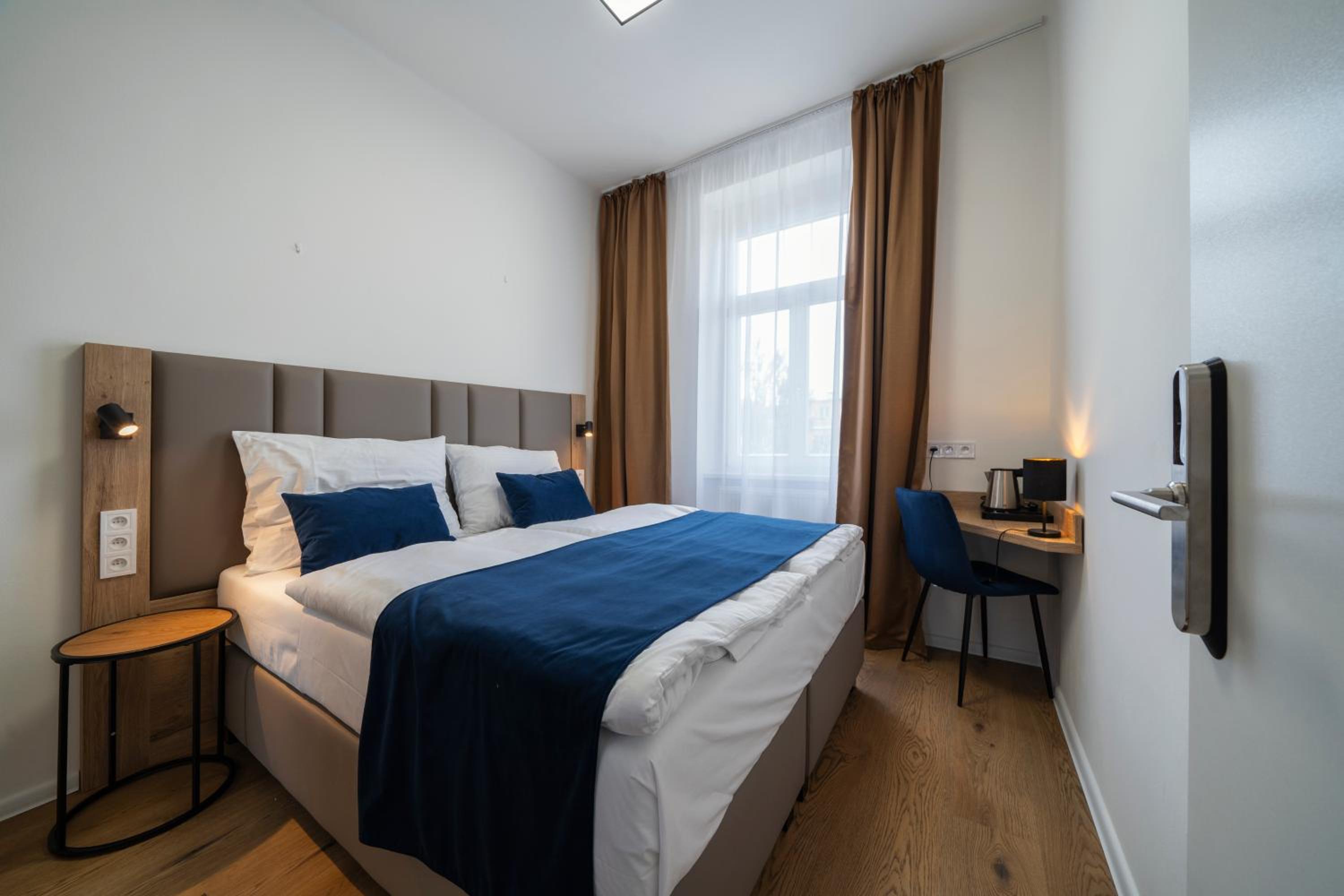 Double Room with Shared Bathroom