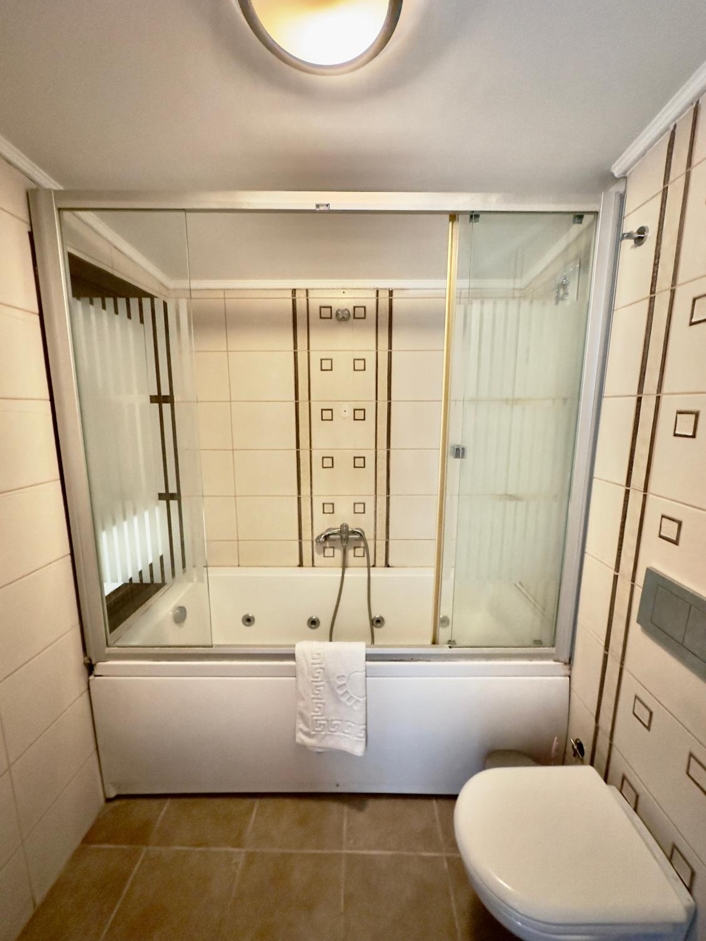 Triple Room with Bath photo 3
