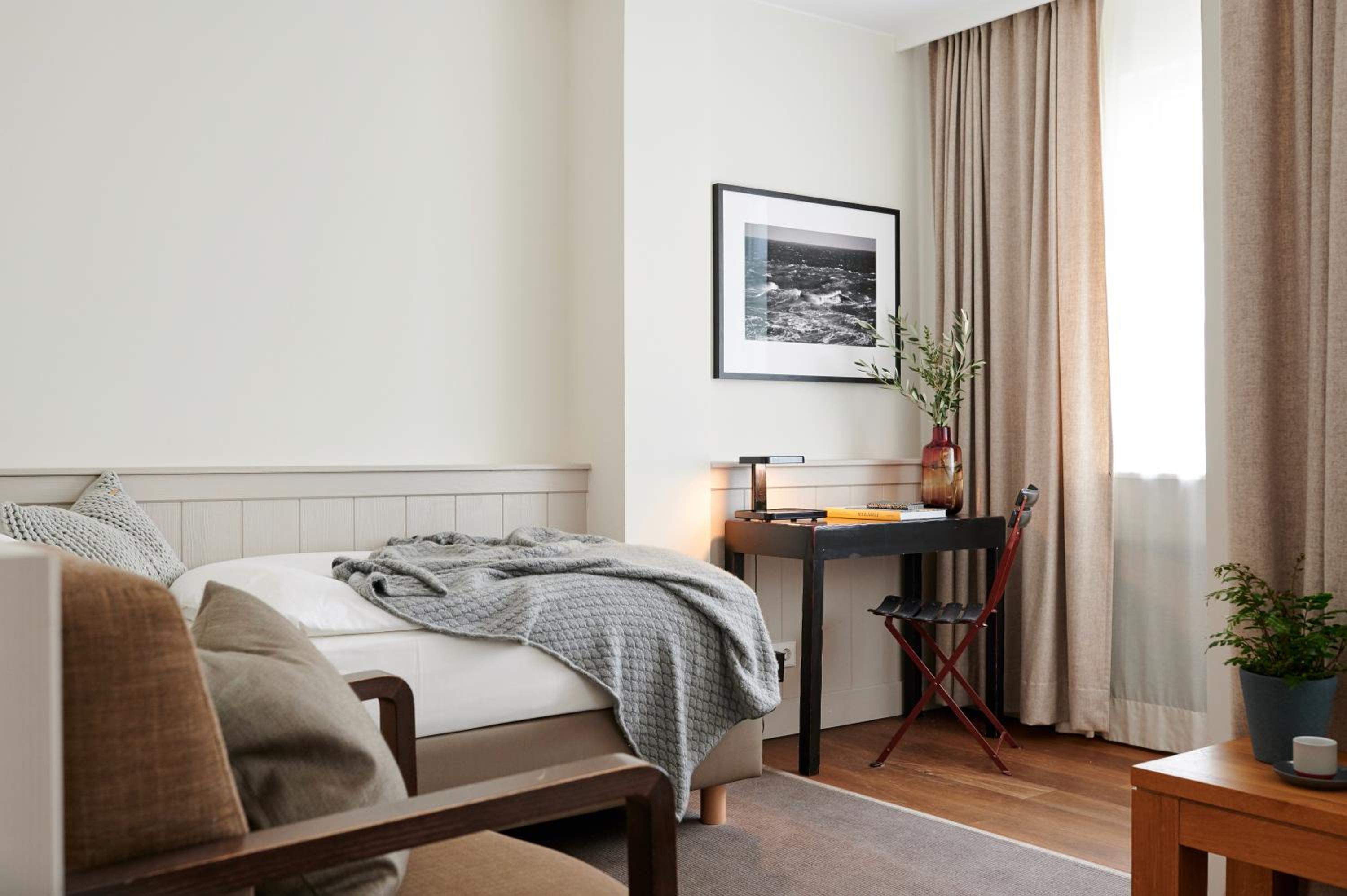 Small single room facing the island - Wittehuus