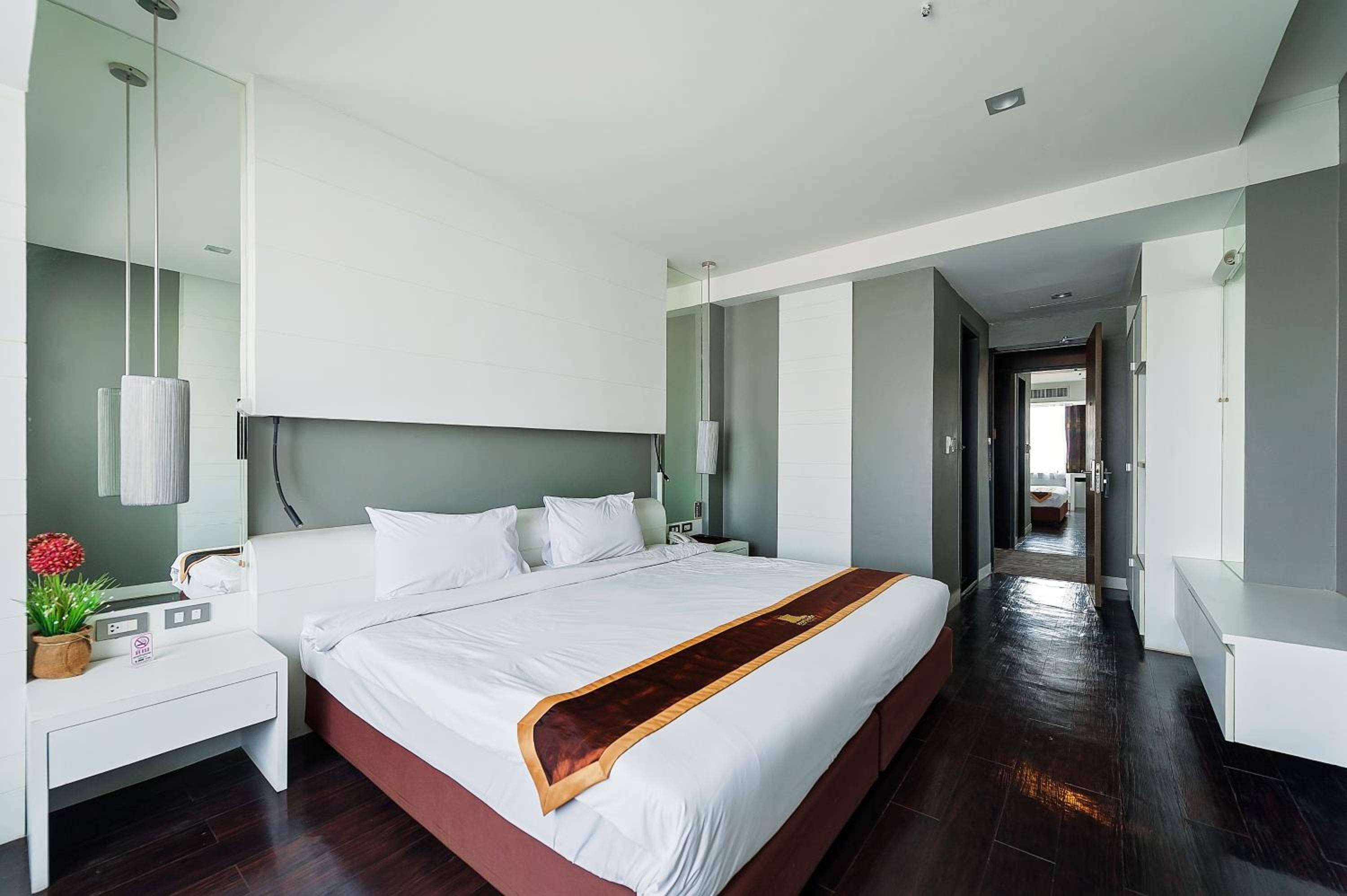 Superior King Room photo 1