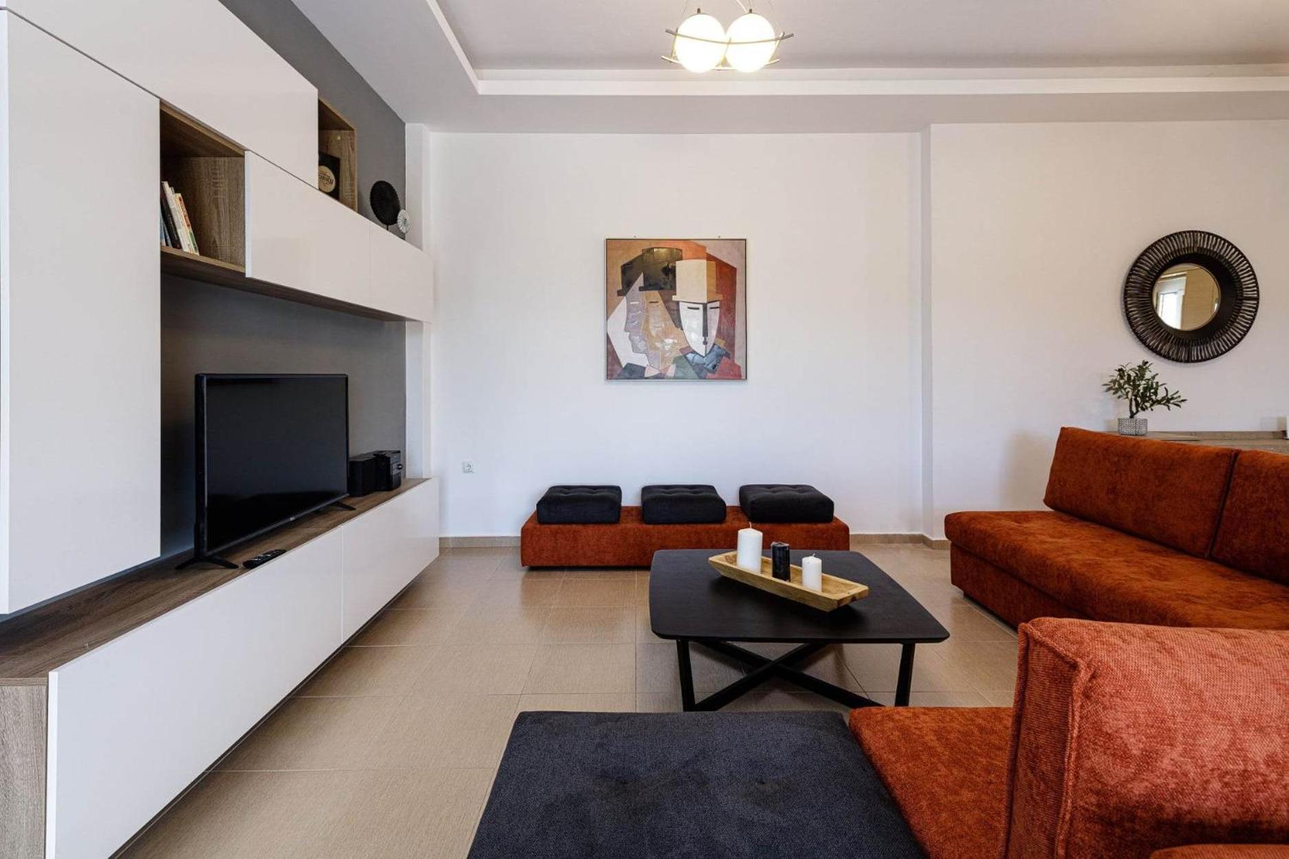 Villa photo 1
