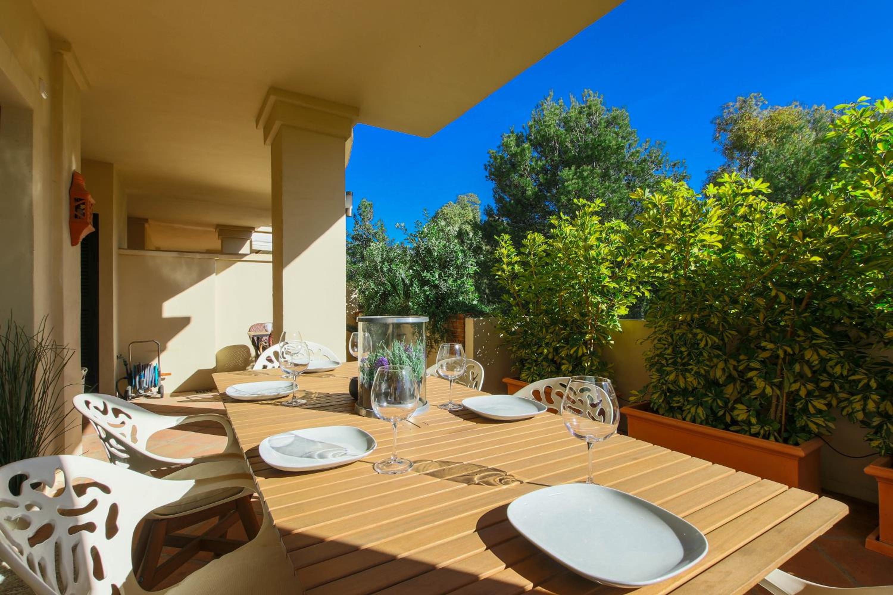 Three-Bedroom Premium Apartment with Balcony photo 3