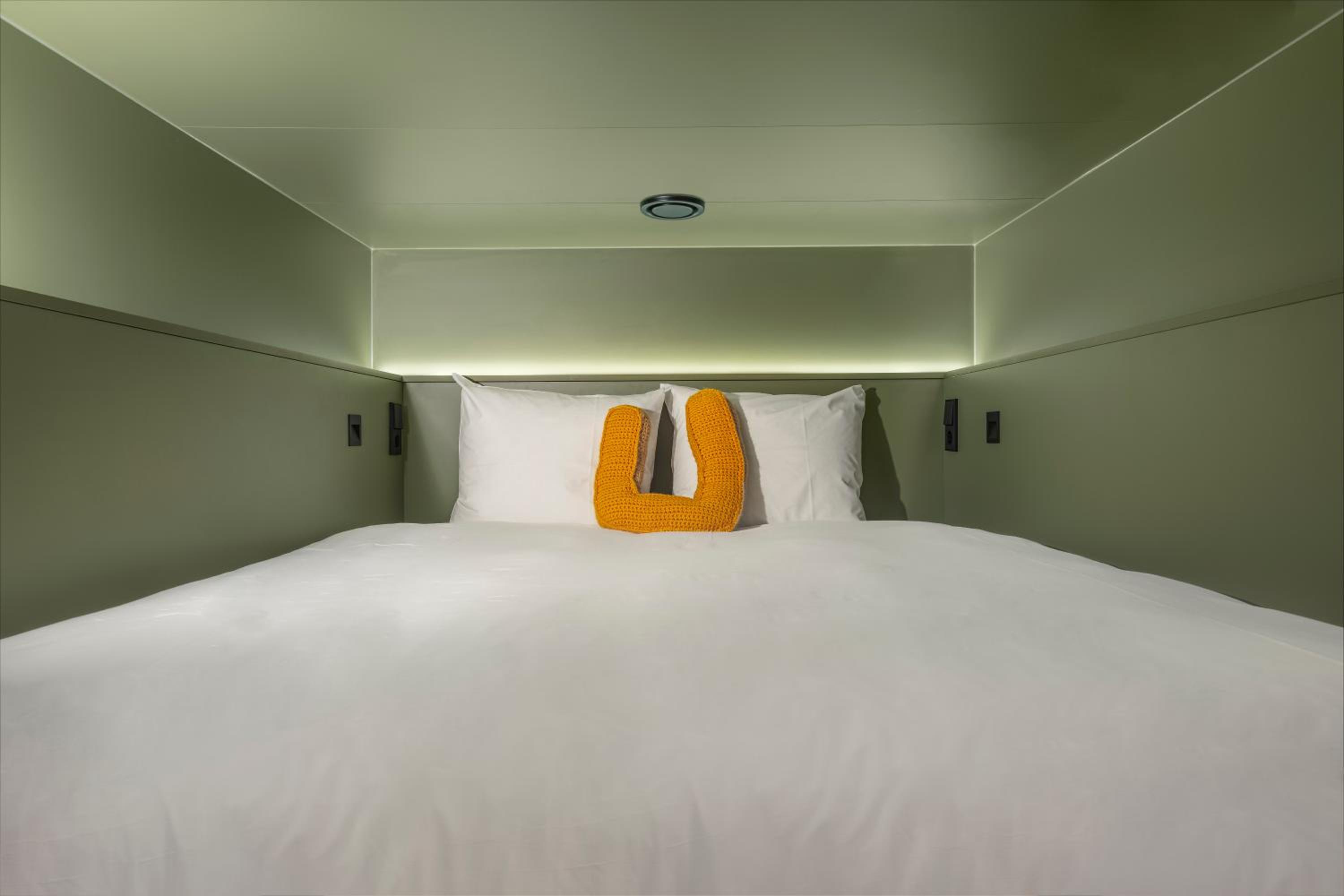 The Double Pod (shared bathroom) photo 3