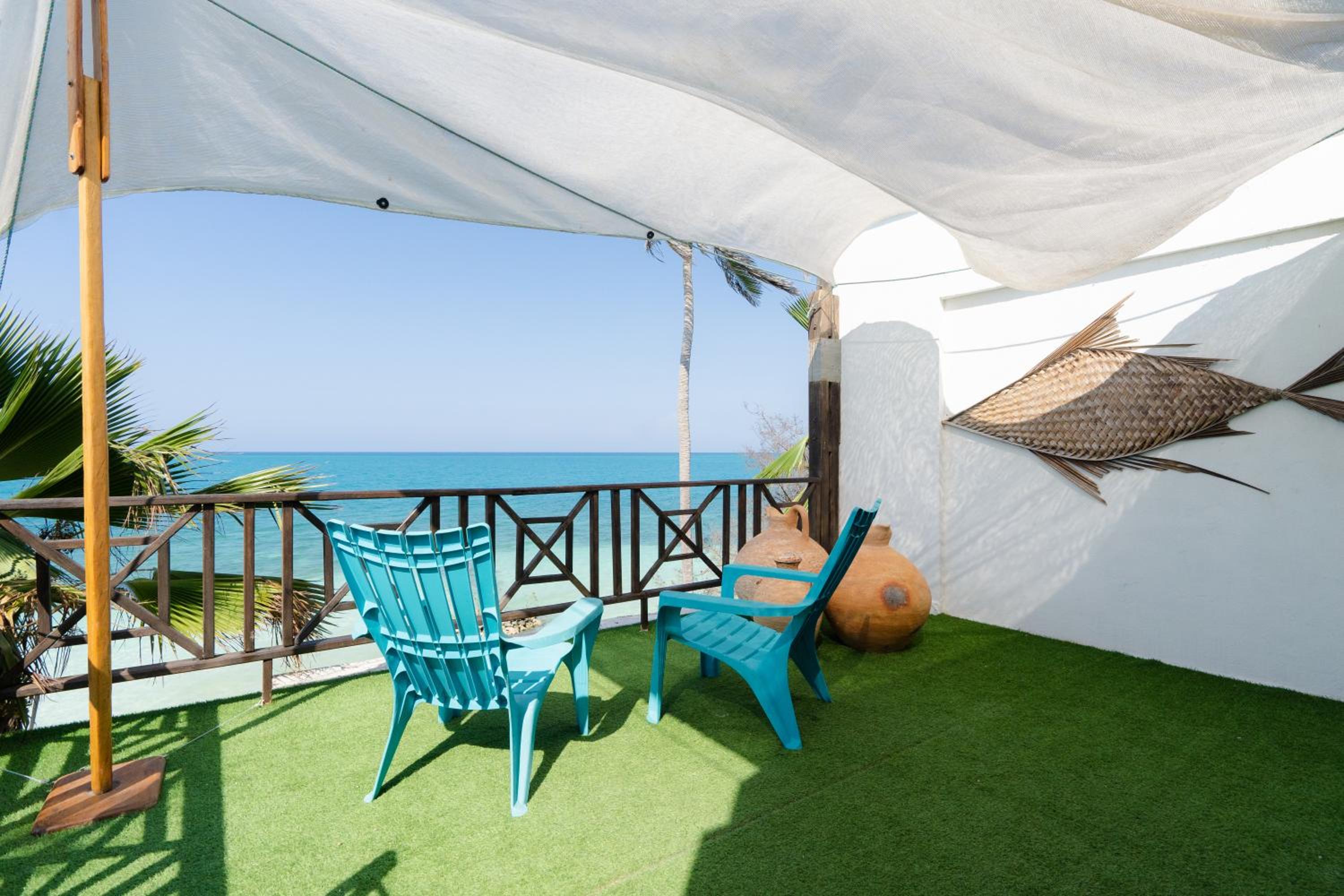 Deluxe Suite with Sea View photo 3