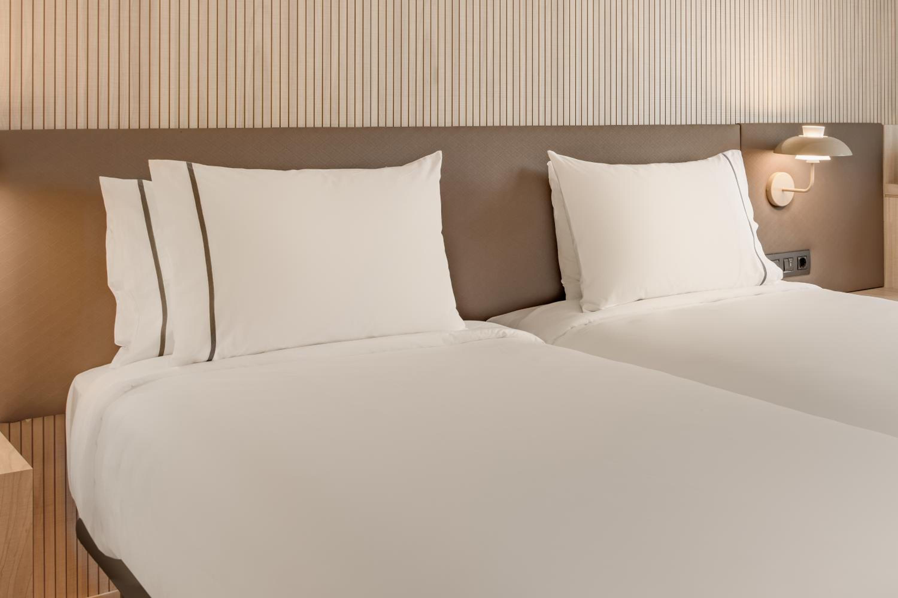 Standard Twin Room, Guest room, 2 Twin/Single Bed(s) - Photo 1