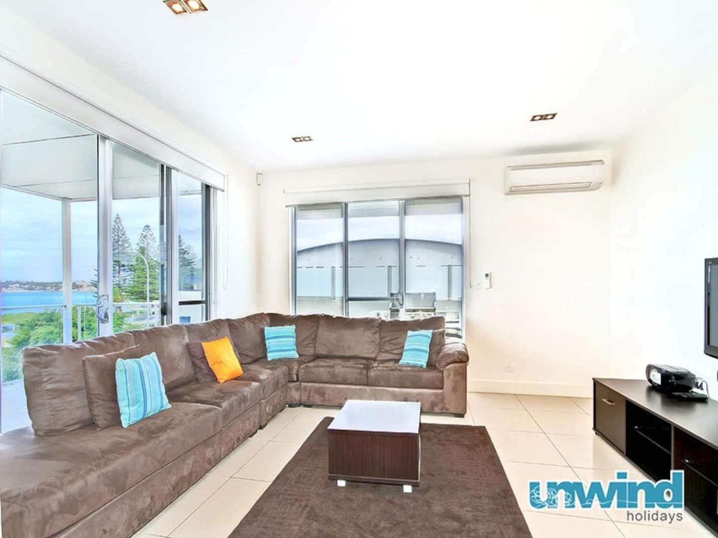 Apartment With Balcony photo 1