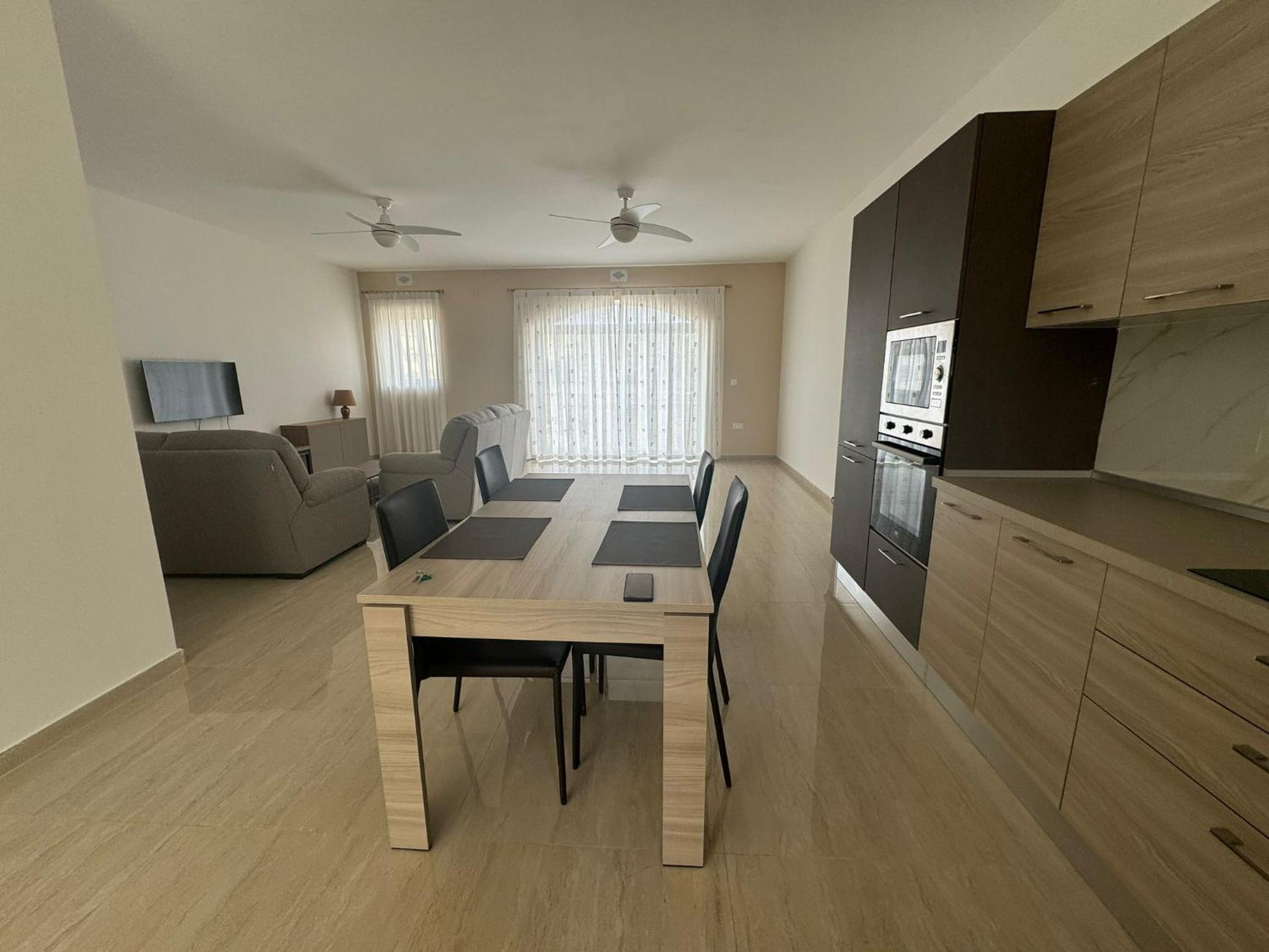 Double Room with Shared Toilet