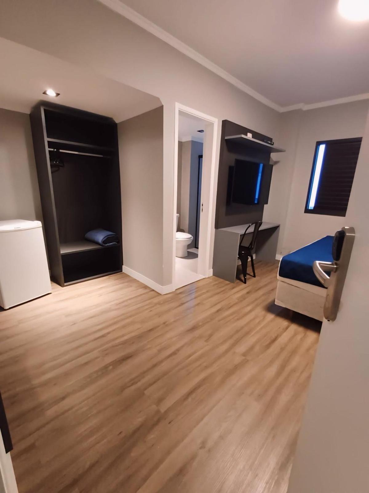Standard Double Room - Photo 3