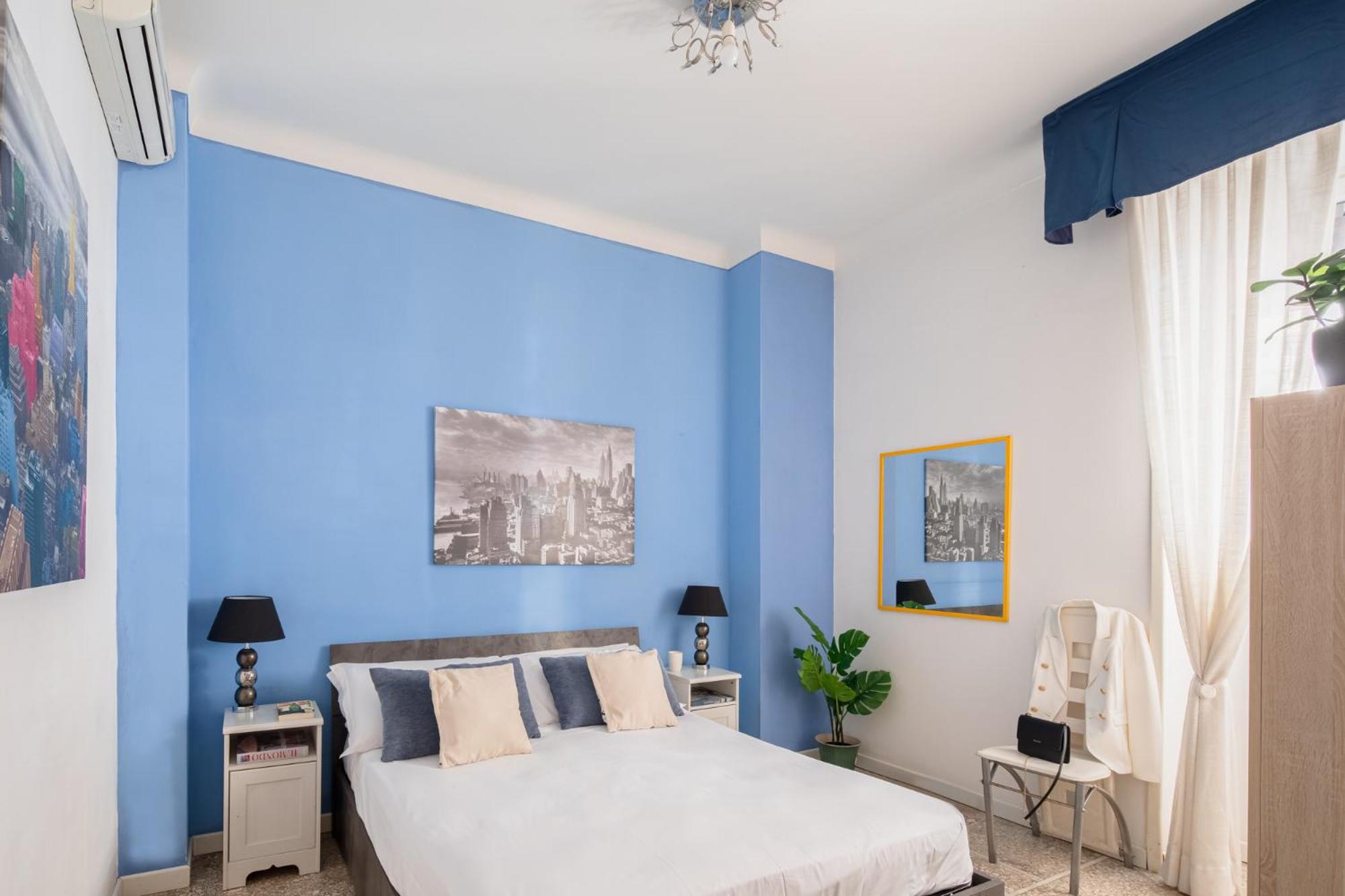 Double Room with Private External Bathroom photo 1