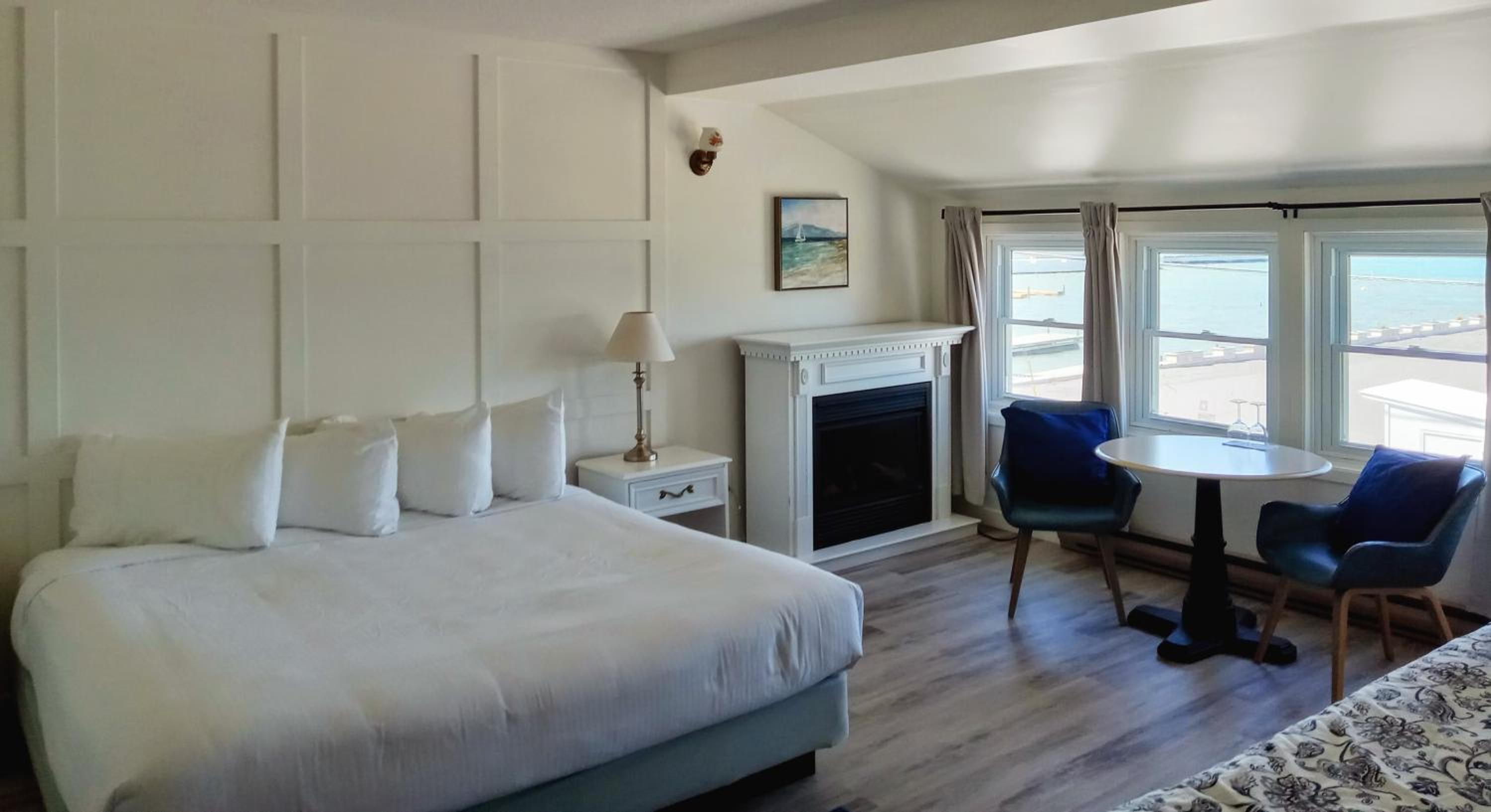 Superior King Room photo 2