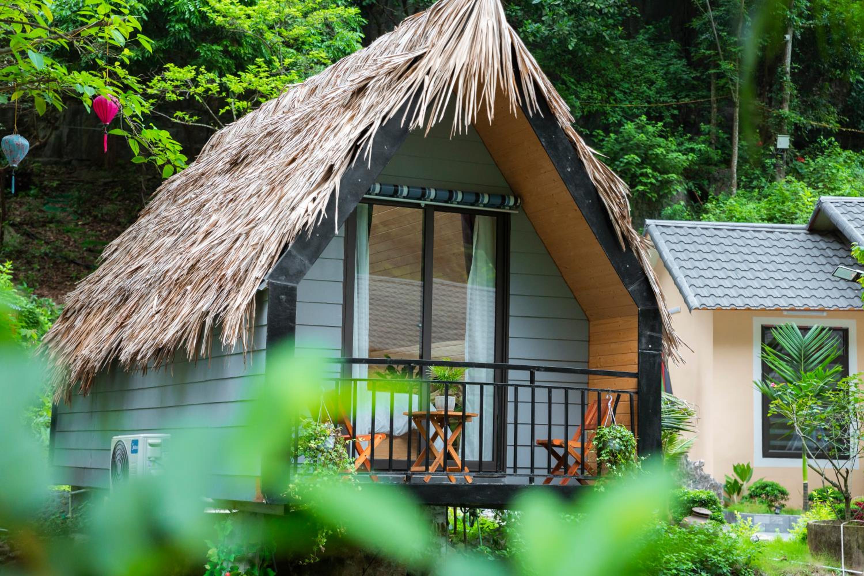 Bungalow - Water Front  photo 3
