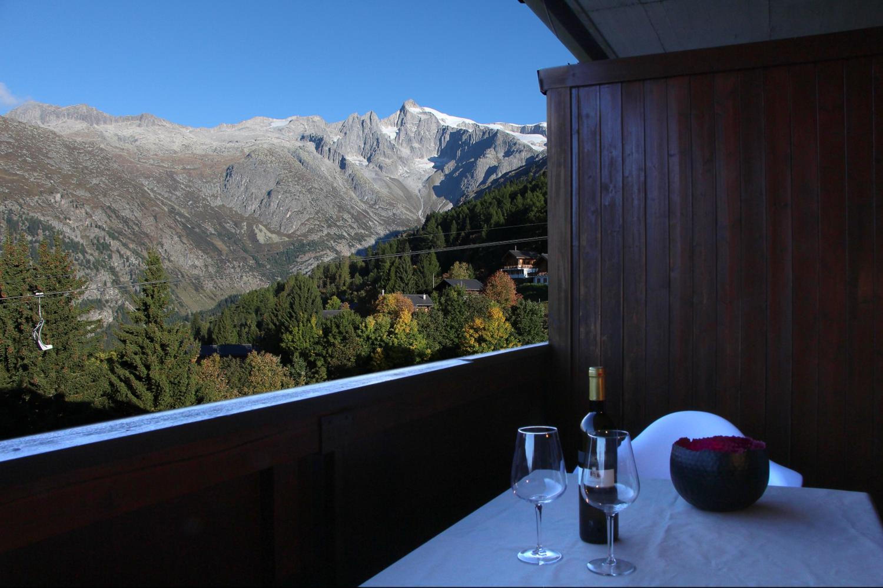 Suite with Mountain View photo 2