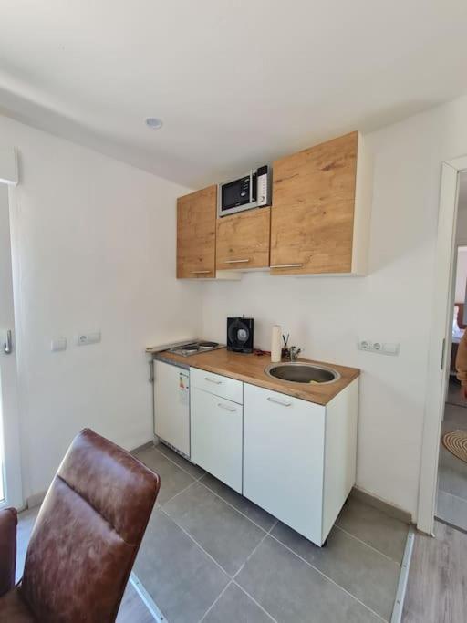 One-Bedroom Apartment photo 2