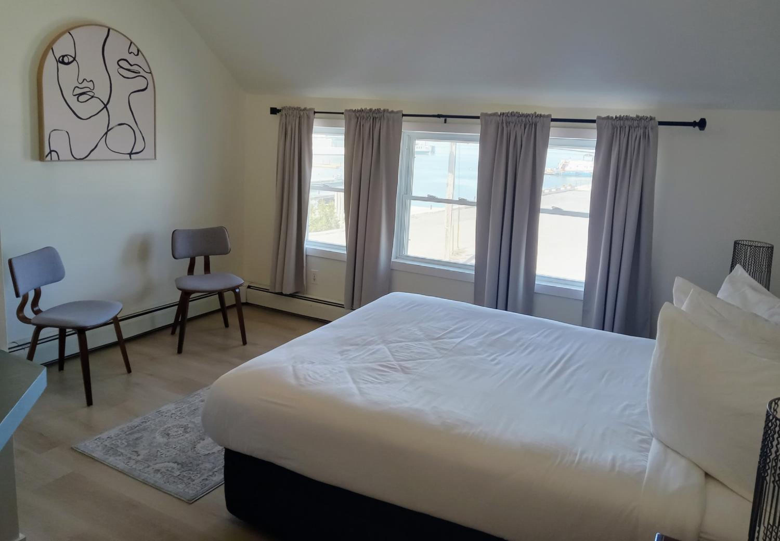 Superior Queen Room