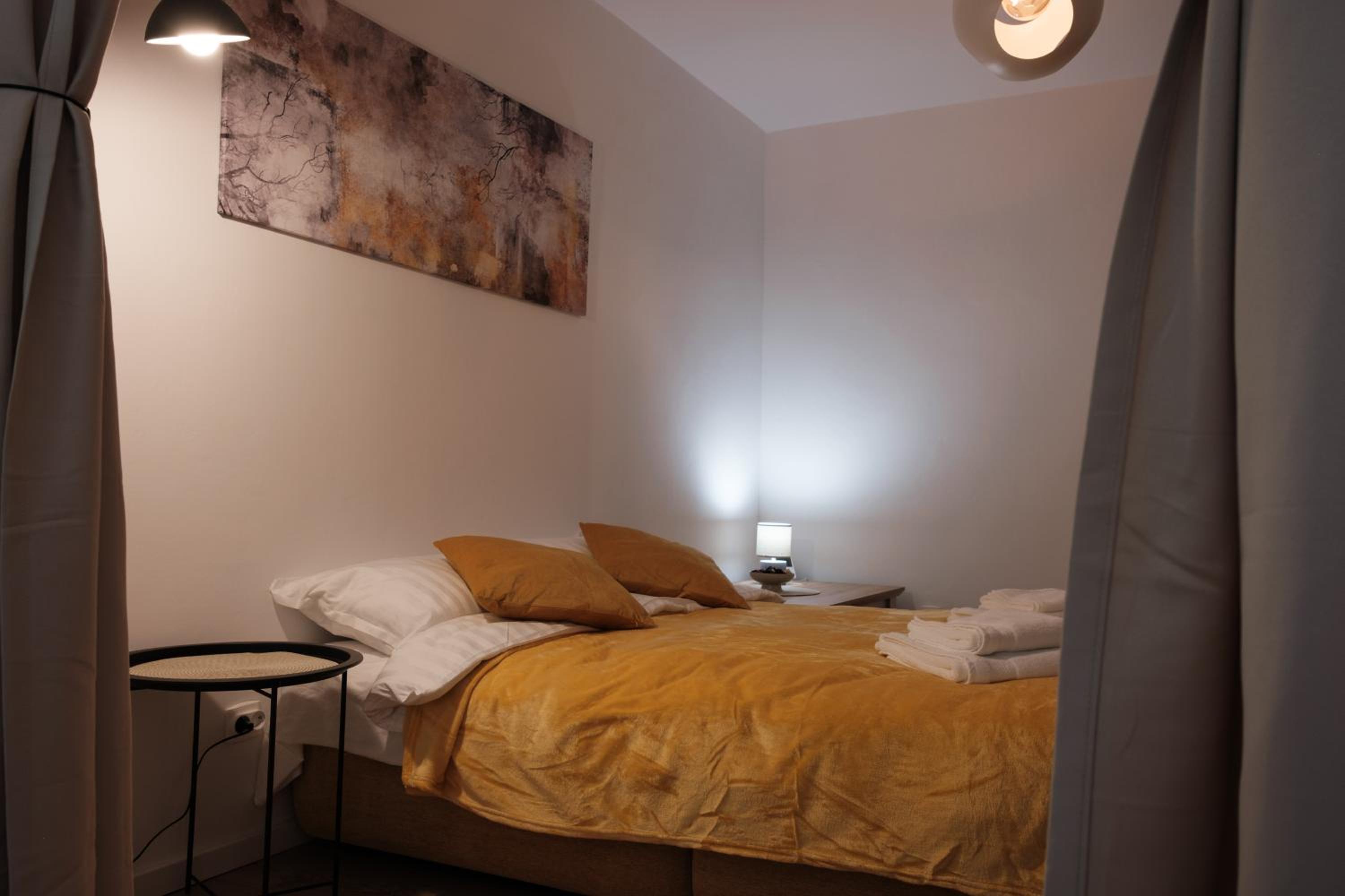 Apartment - Ground Floor photo 3