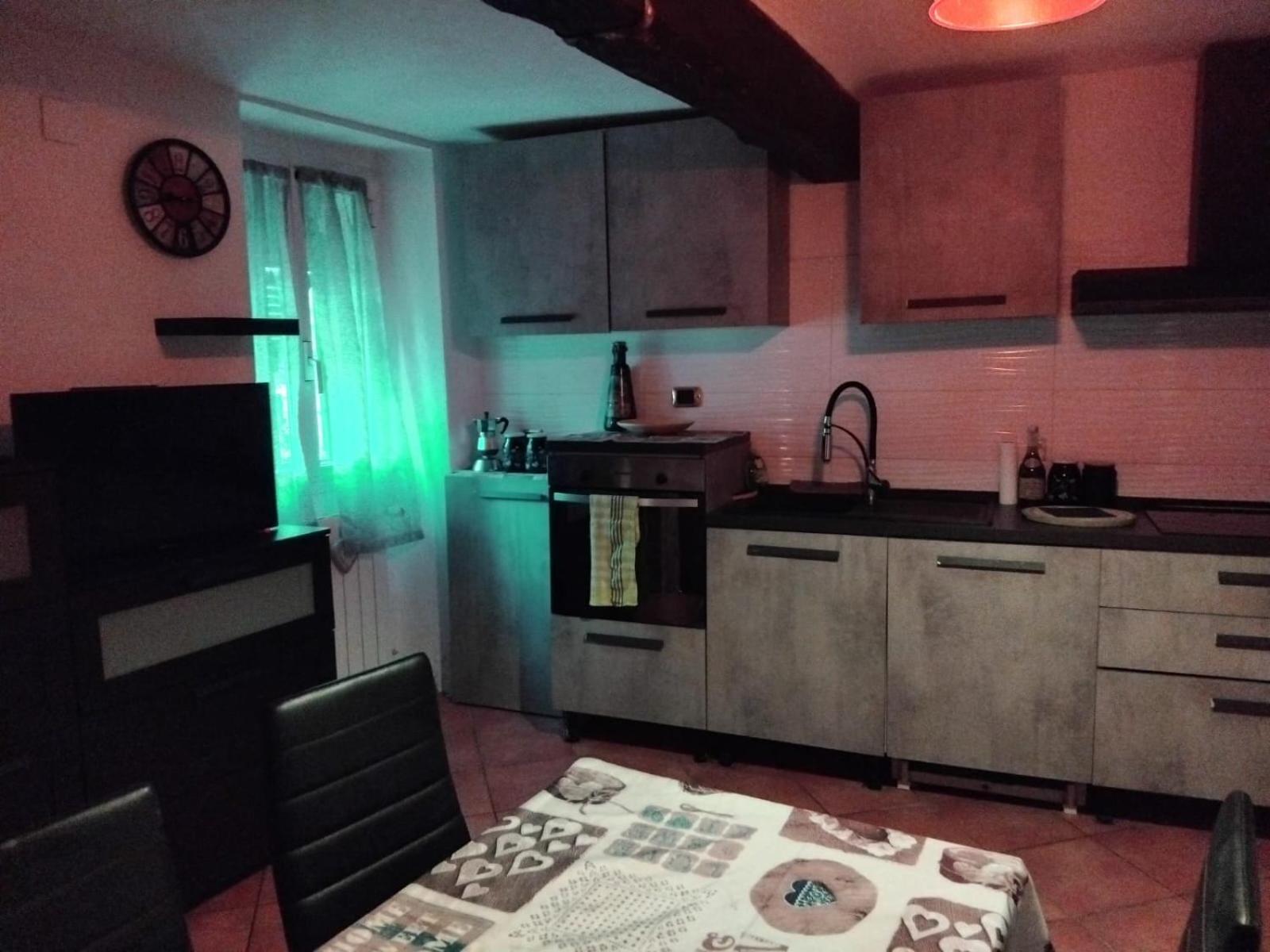 One-Bedroom House photo 3