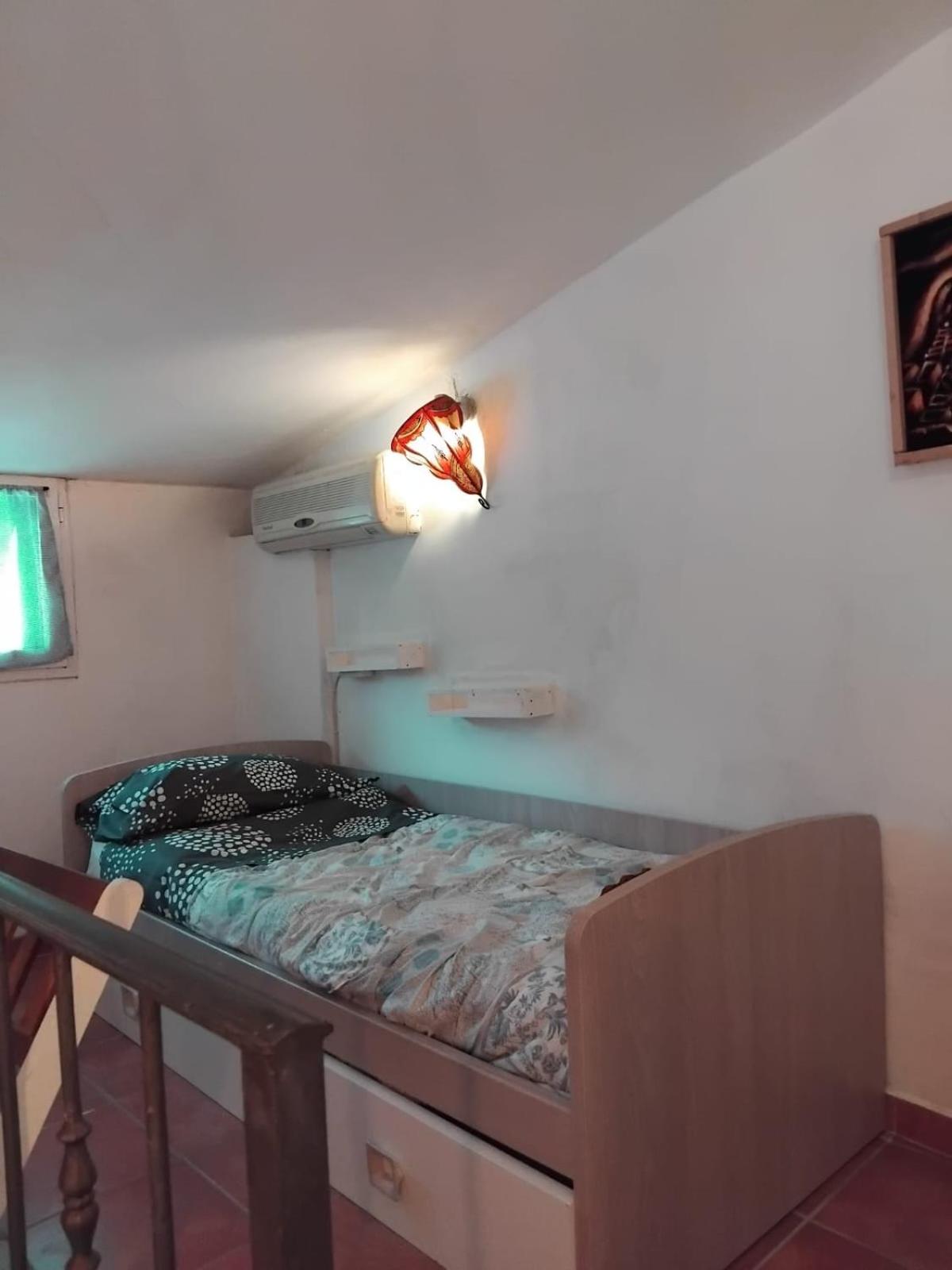 One-Bedroom House photo 2