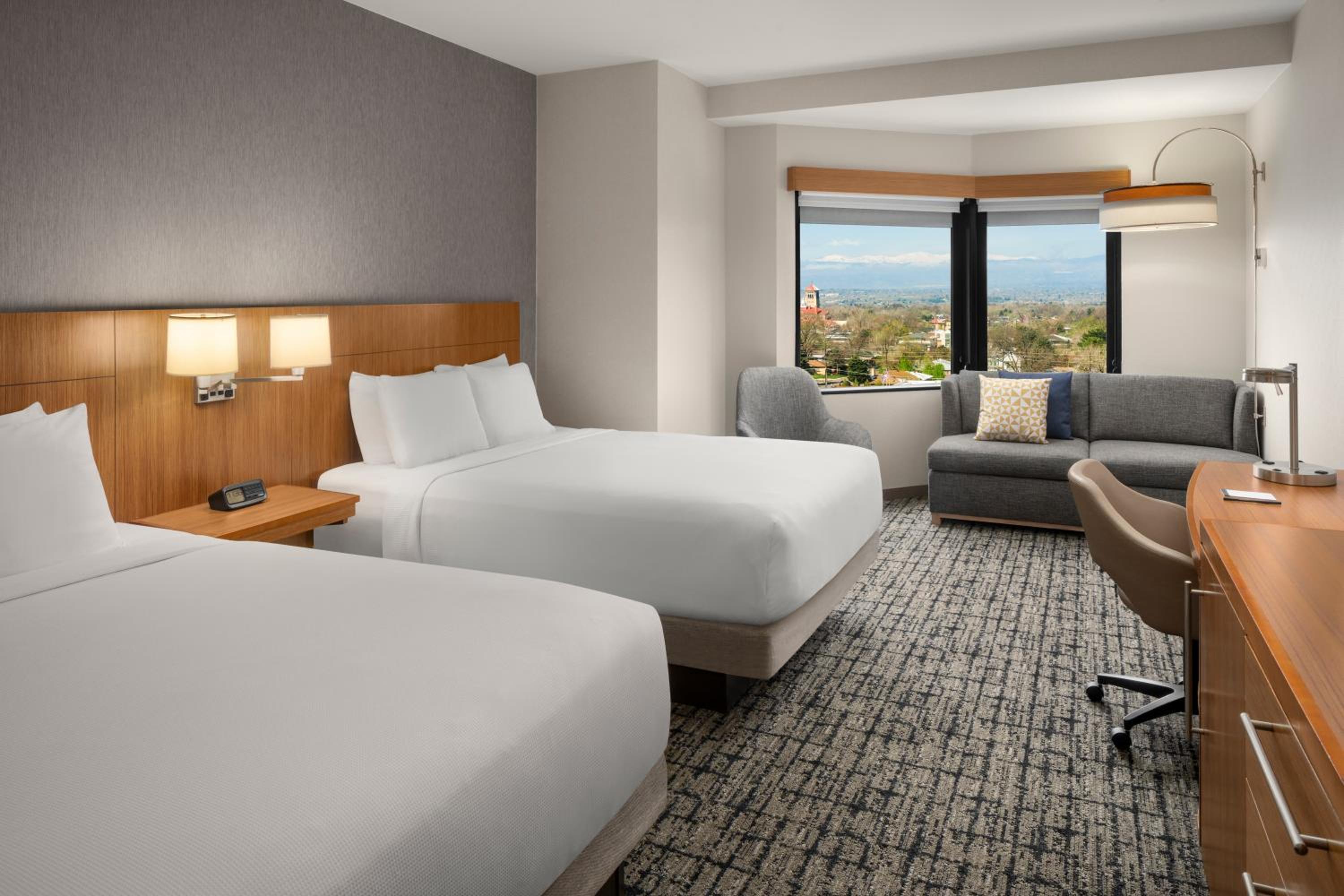 Queen Room with Two Queen Beds and Mountain View - Photo 1