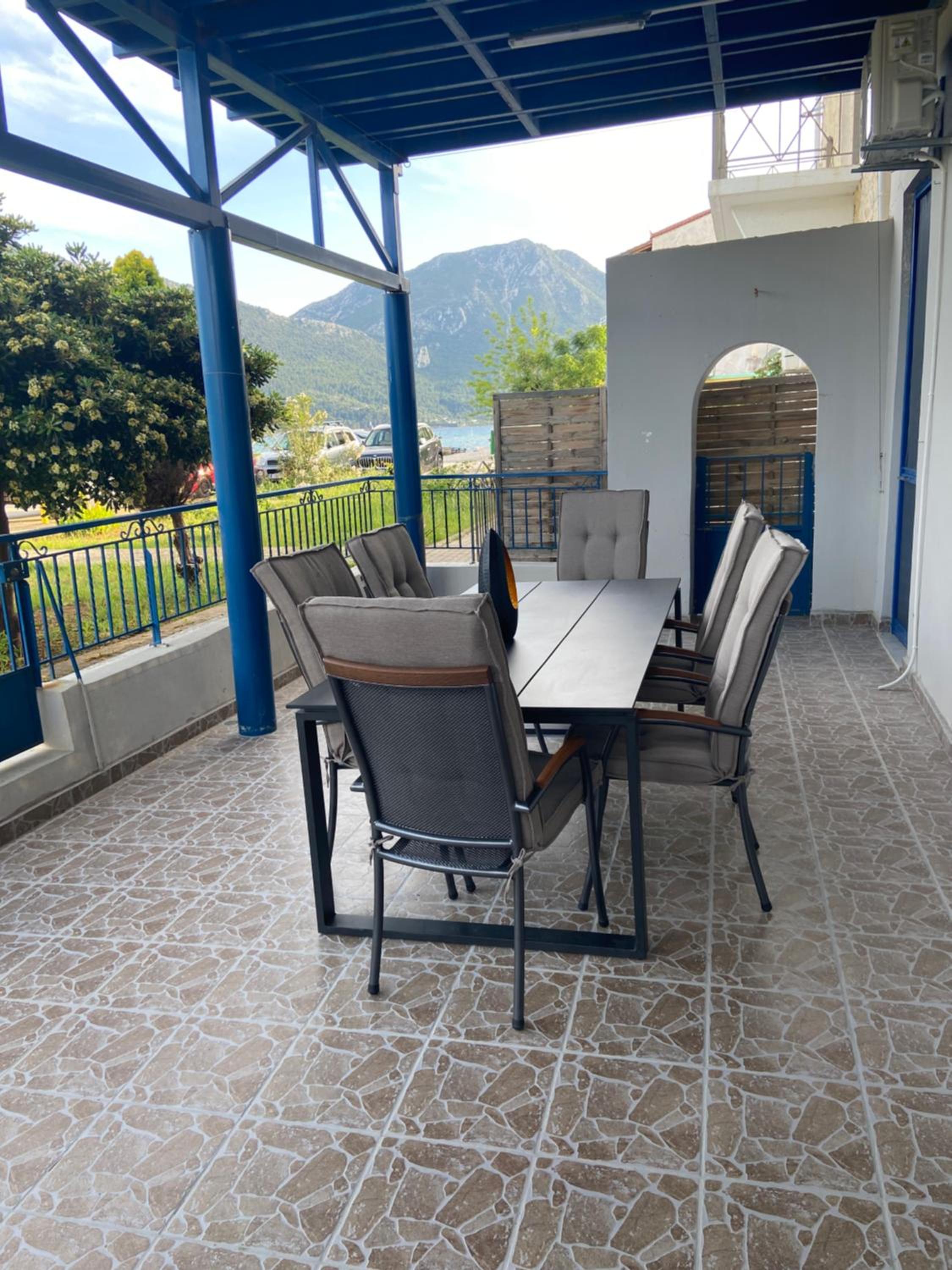 Two-Bedroom Apartment with Terrace photo 2