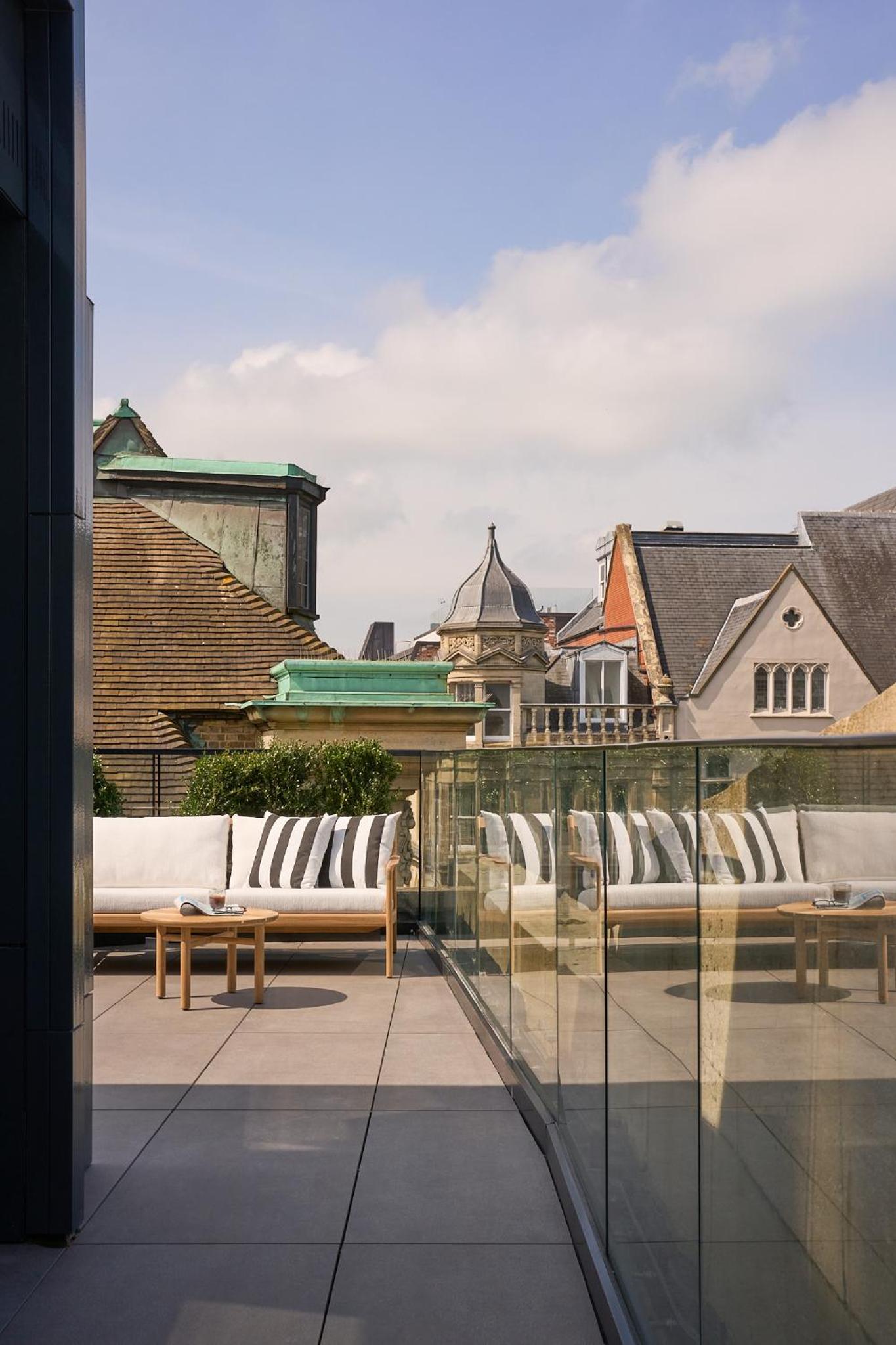 Suite with Balcony photo 2