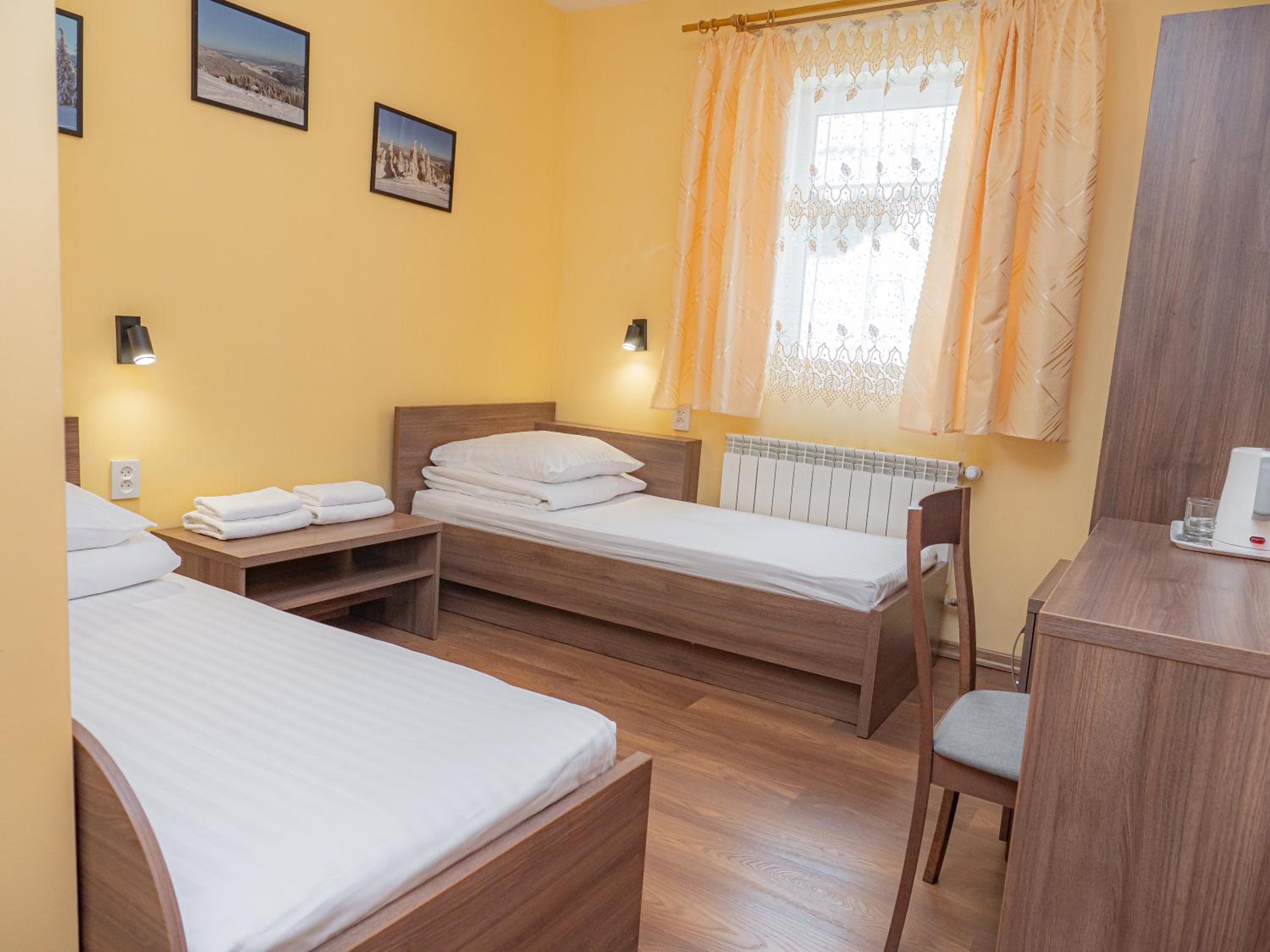 Twin Room with Mountain View photo 1