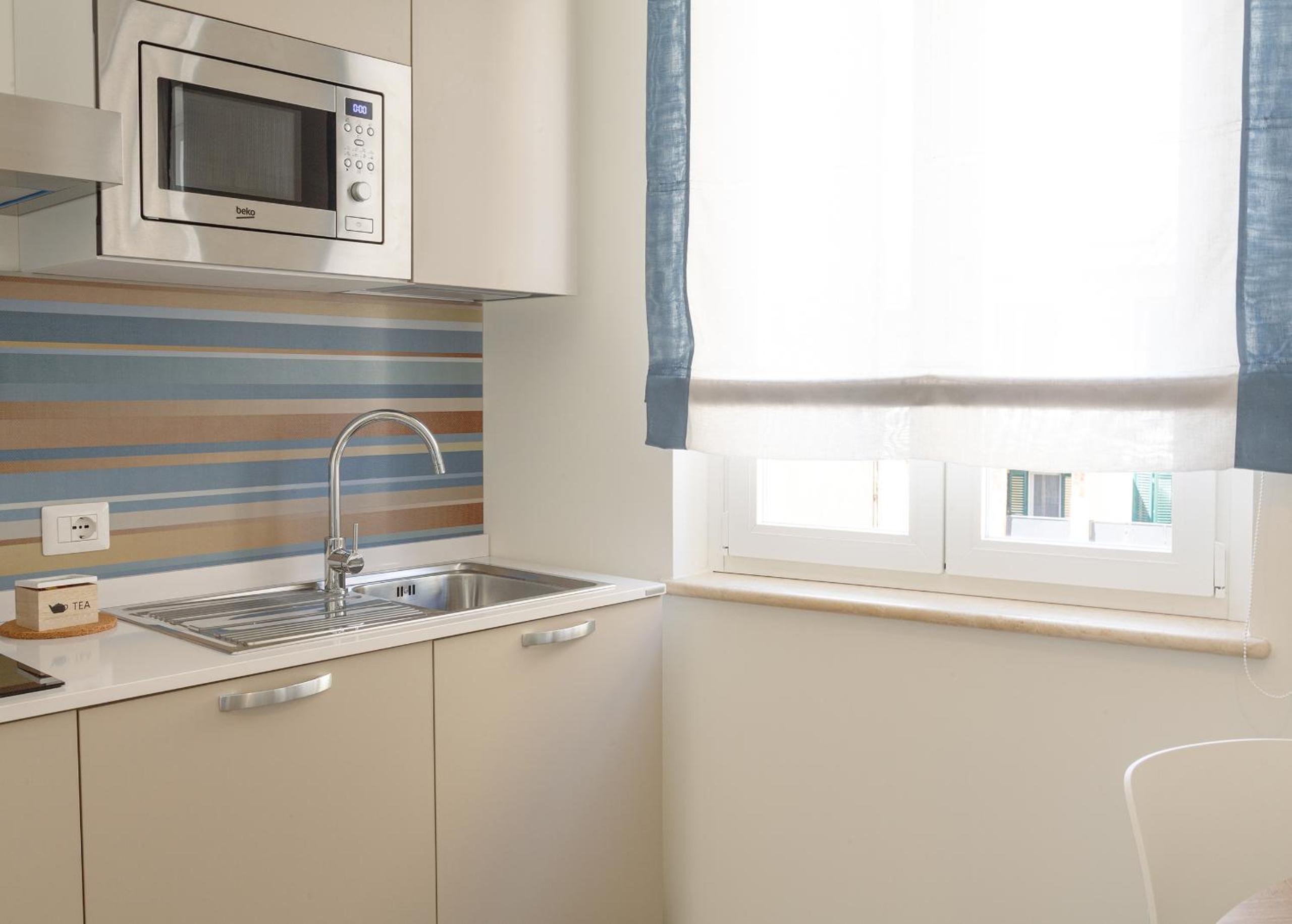 One-Bedroom Apartment with Balcony photo 3