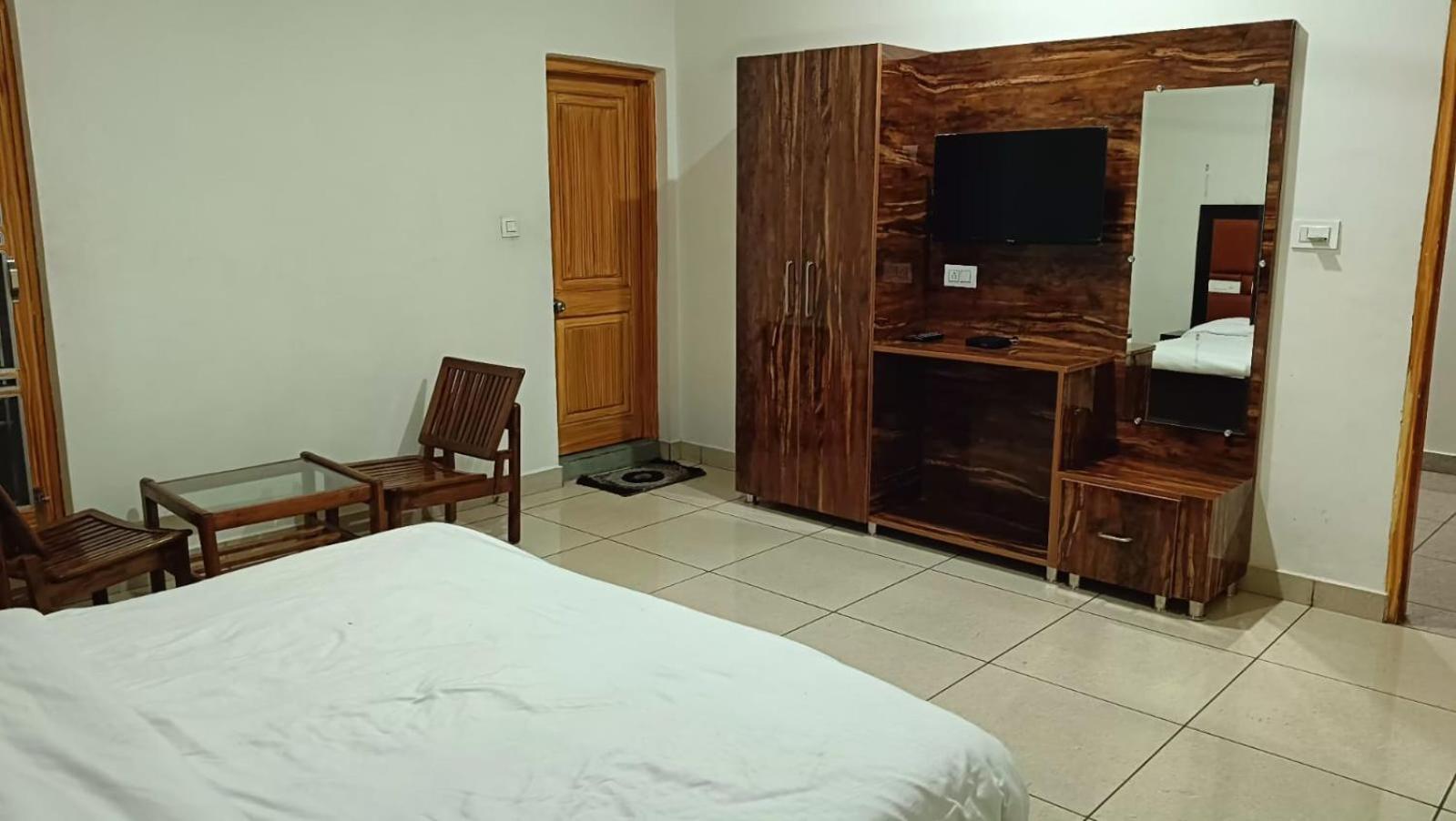 Double Room With Balcony photo 3