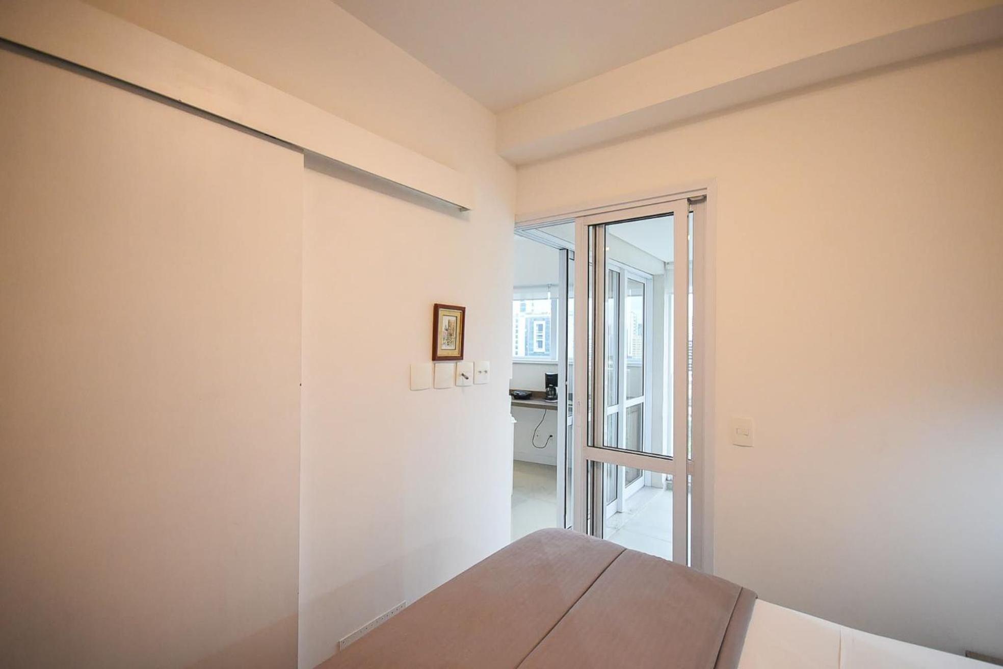 Apartment with View - Photo 5