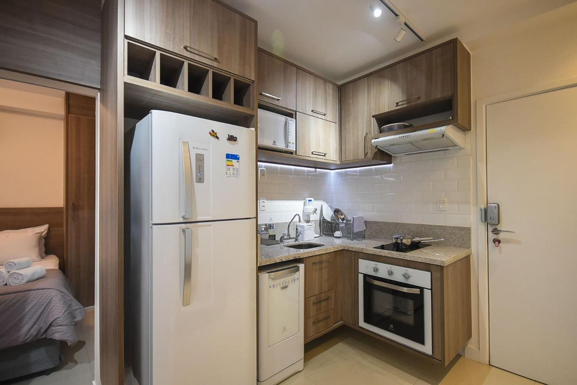 Apartment with View - Photo 11