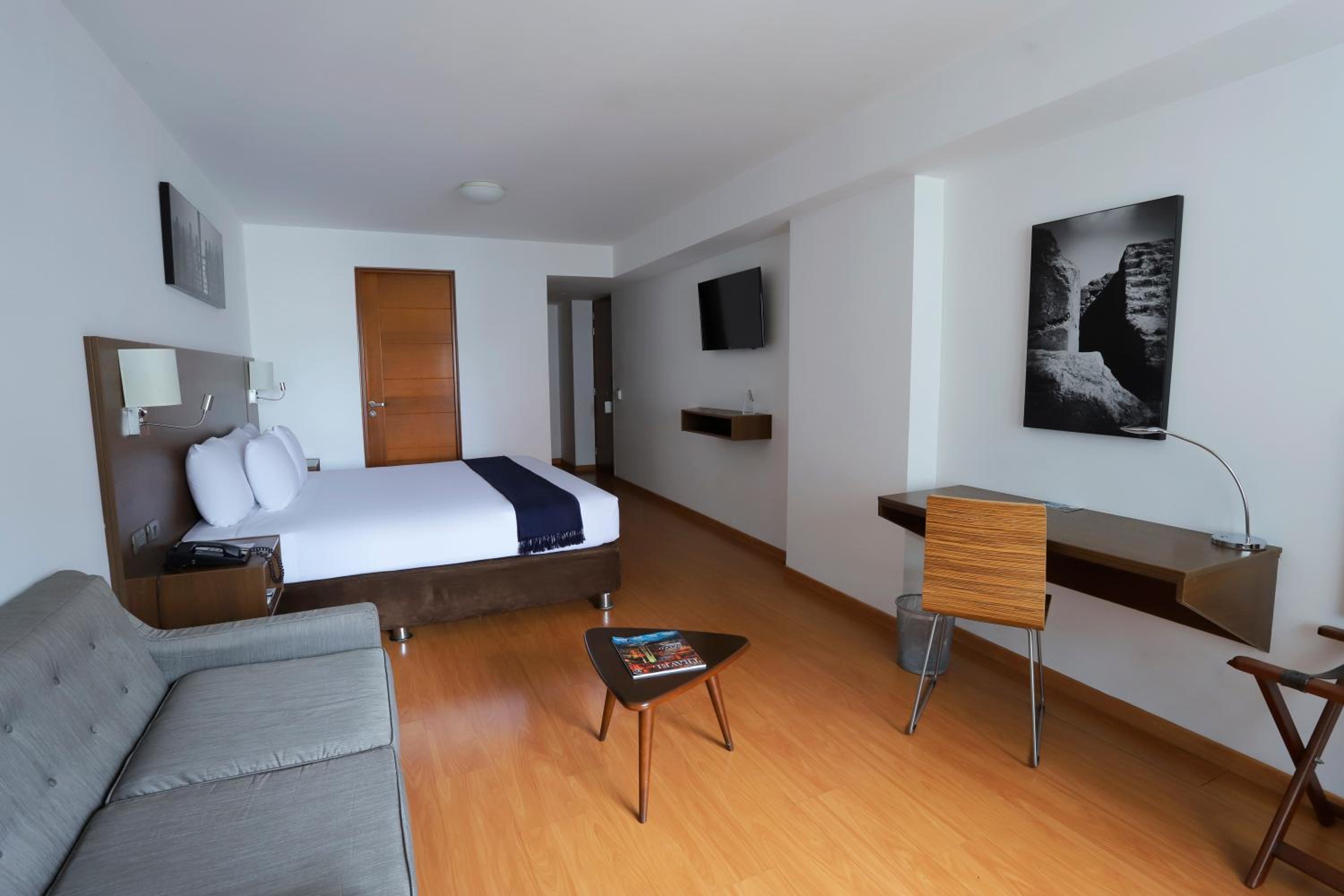 Junior Suite - Photo 7