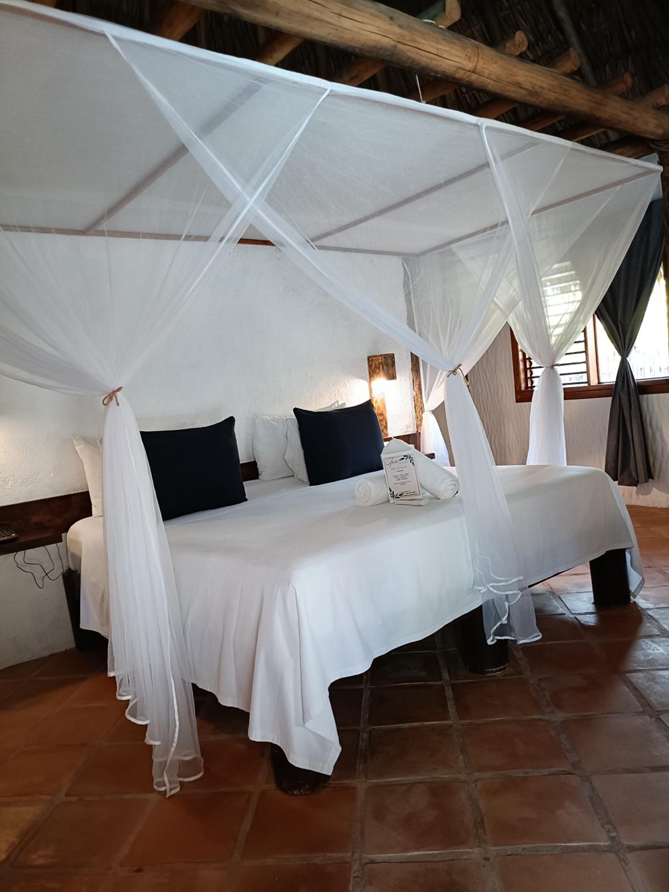 Bungalow with Sea View- Adults Only - Photo 14