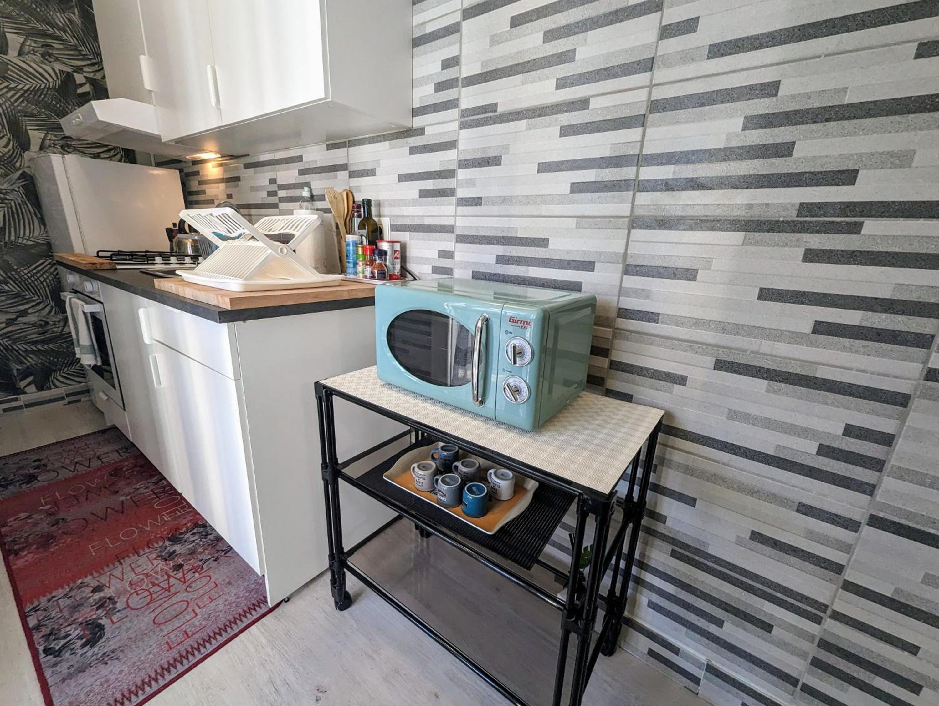 One-Bedroom Apartment photo 3