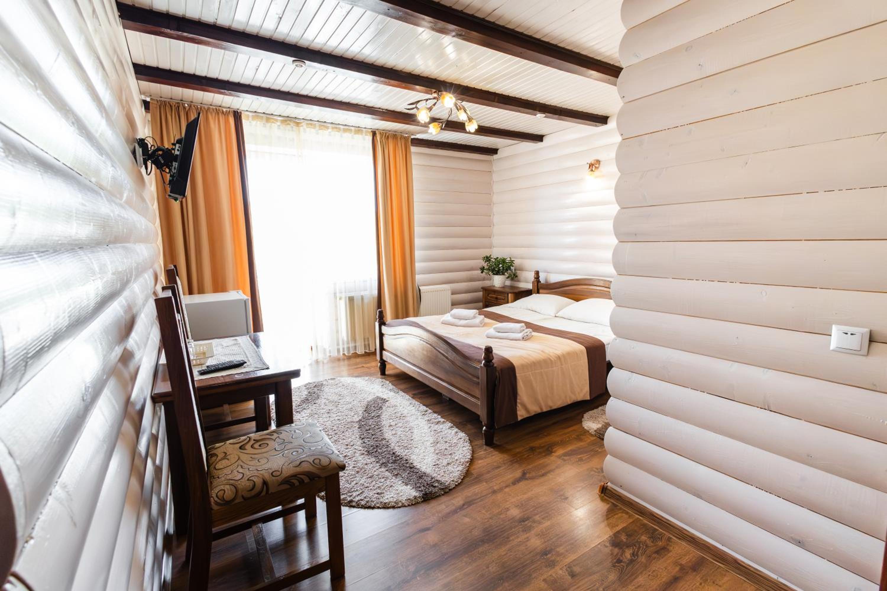 Standard Double or Twin Room photo 3