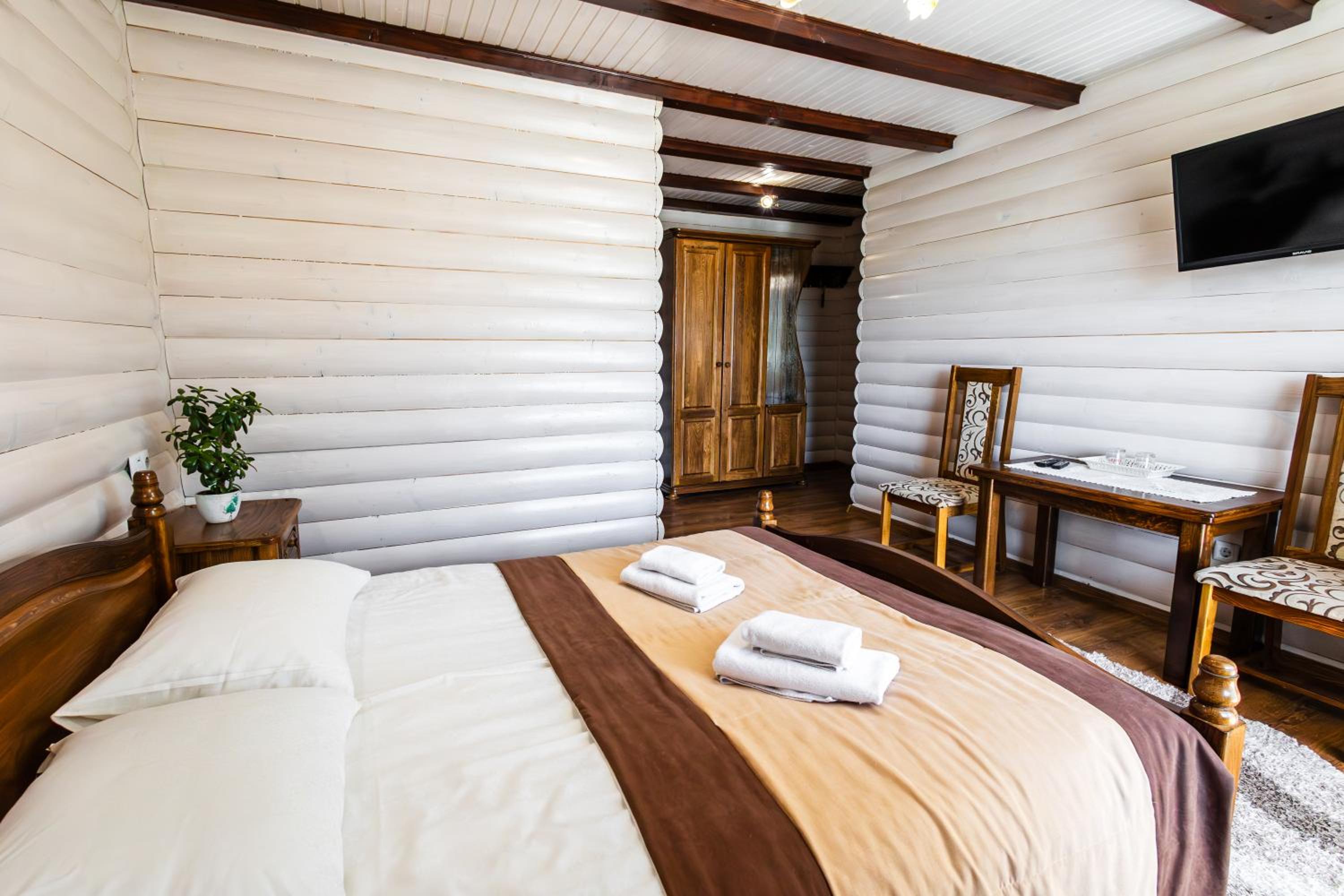 Standard Double or Twin Room photo 2