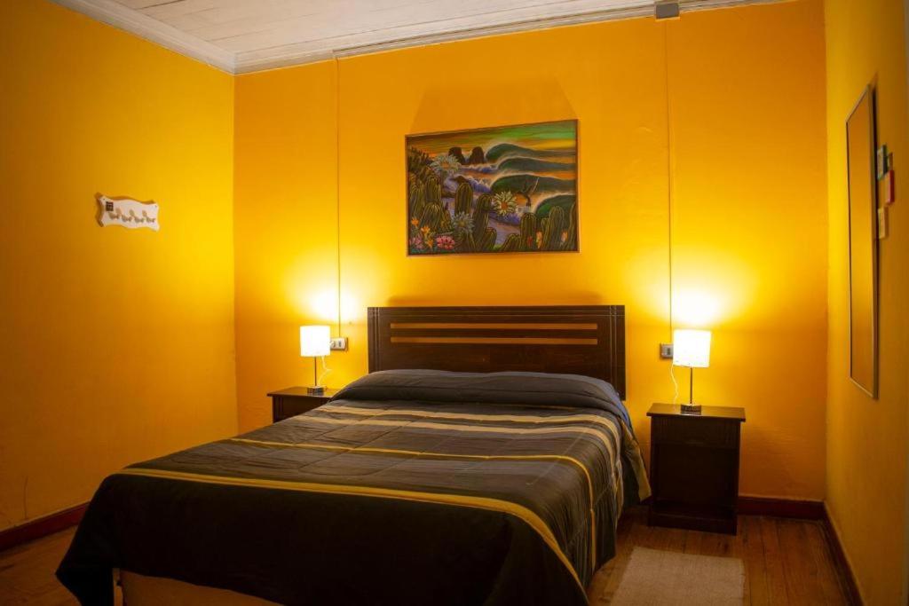 Standard Double Room with Shared Bathroom photo 3