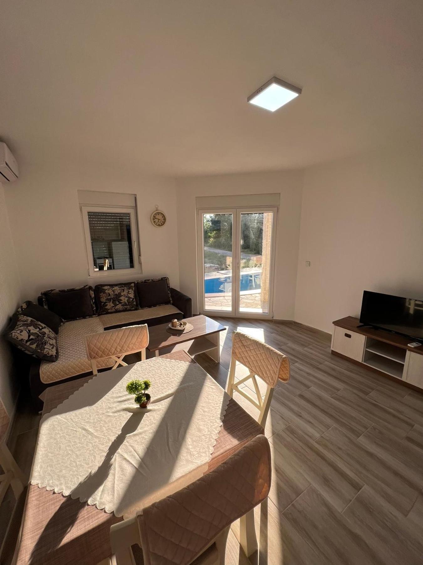 One-Bedroom Apartment With Terrace