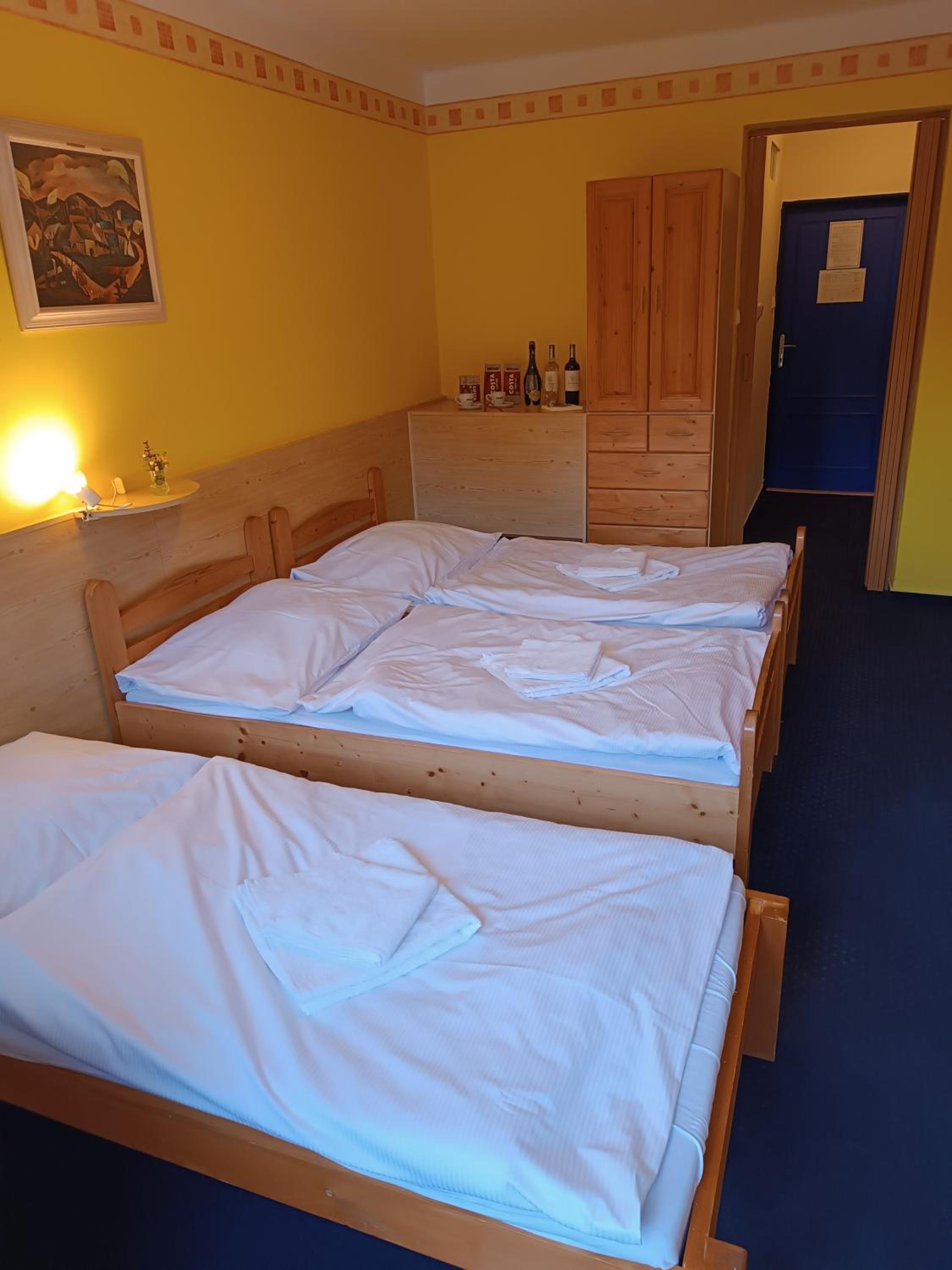 Classic Quadruple Room