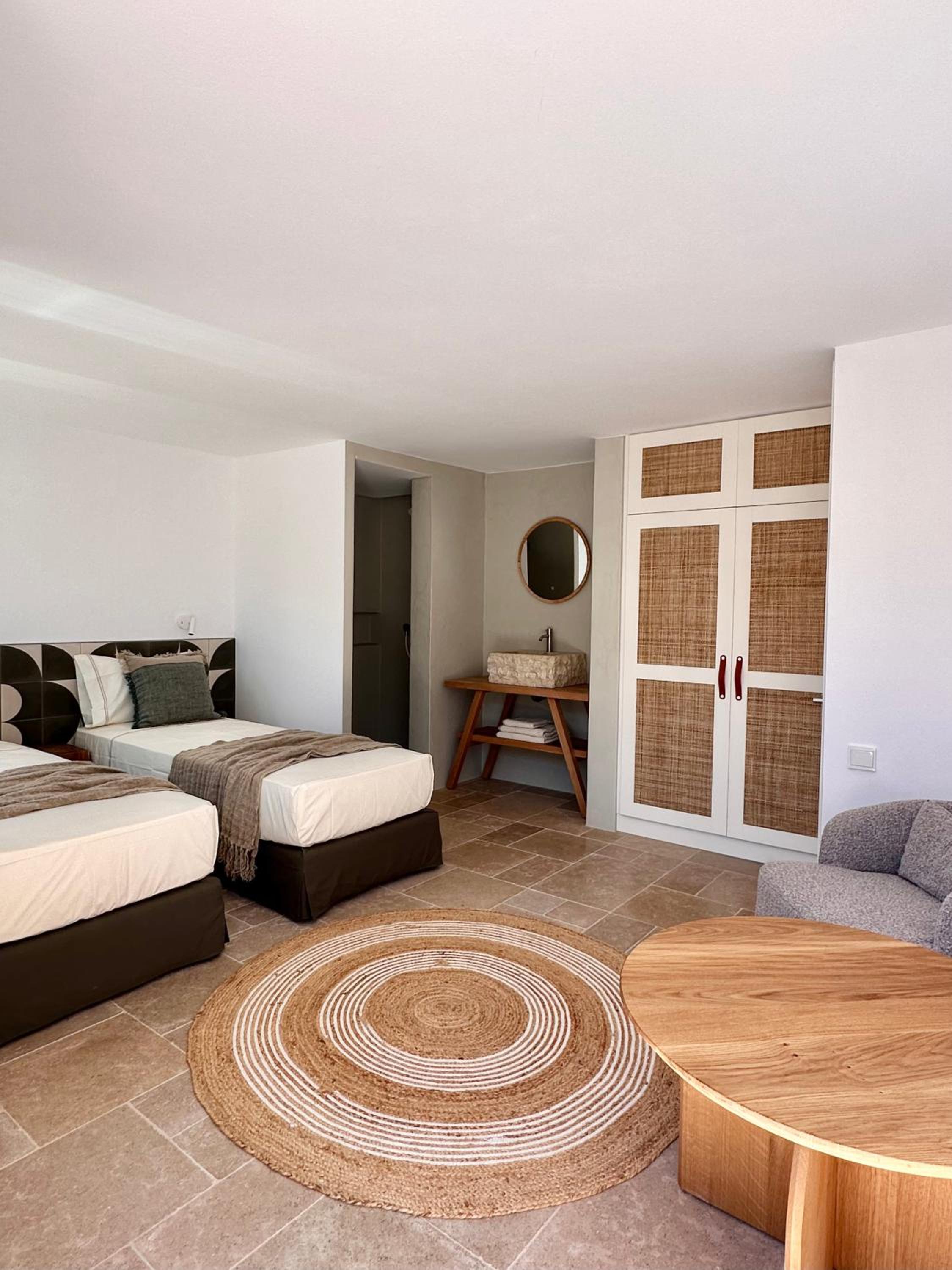 Superior Double or Twin Room photo 3