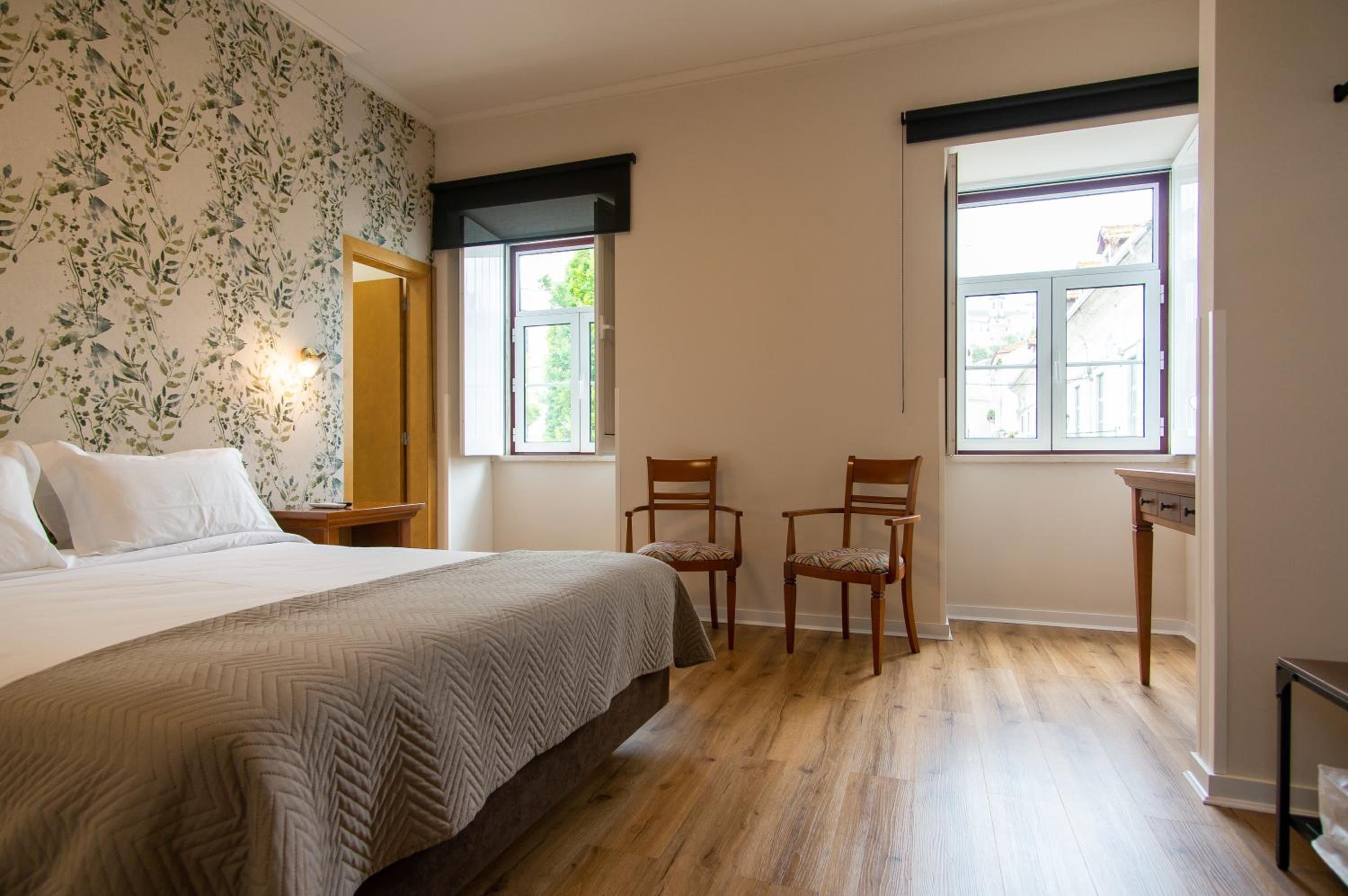 Double Room - Photo 10
