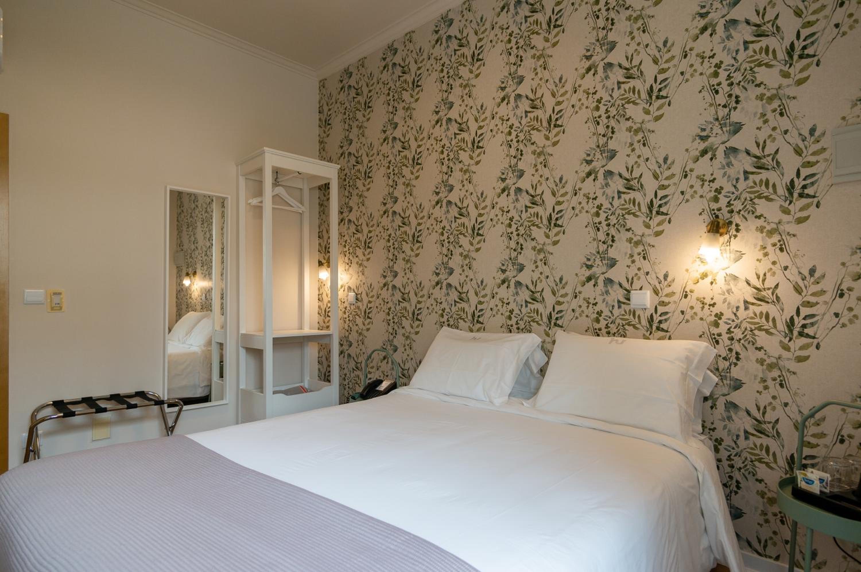 Double Room - Photo 9