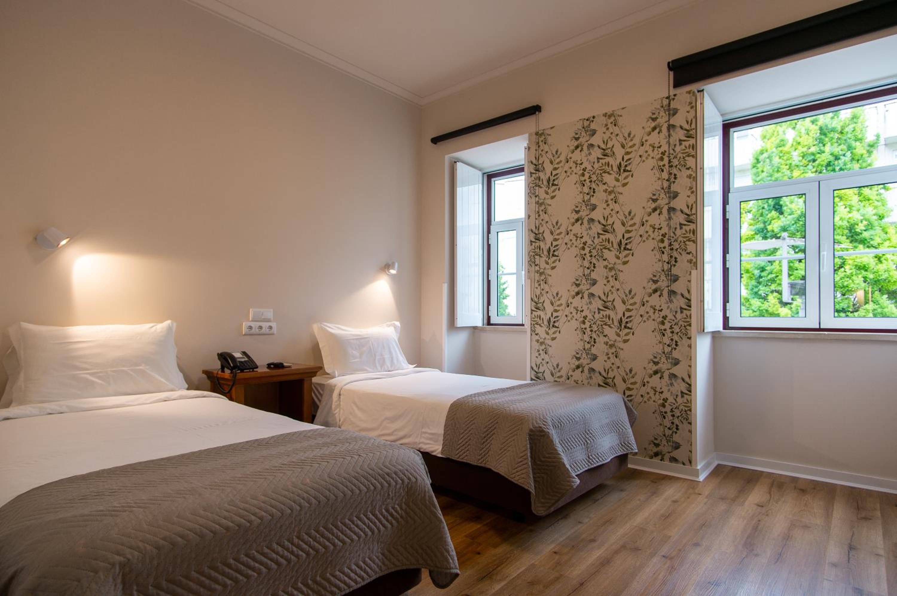 Twin Room - Photo 1