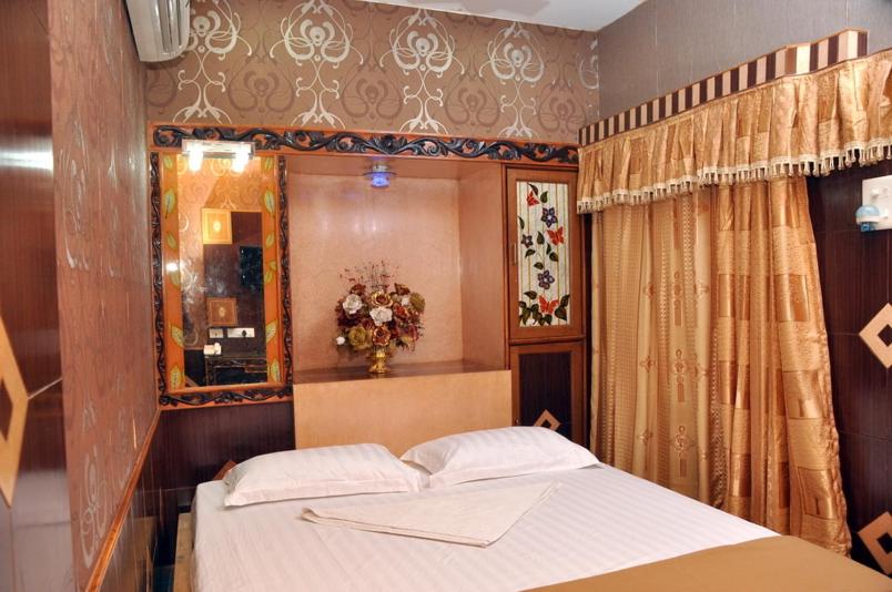 Classic Quadruple Room