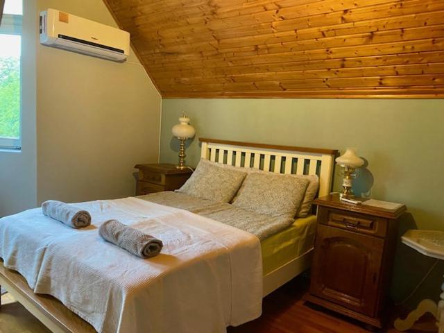 Triple Room with Private Bathroom
