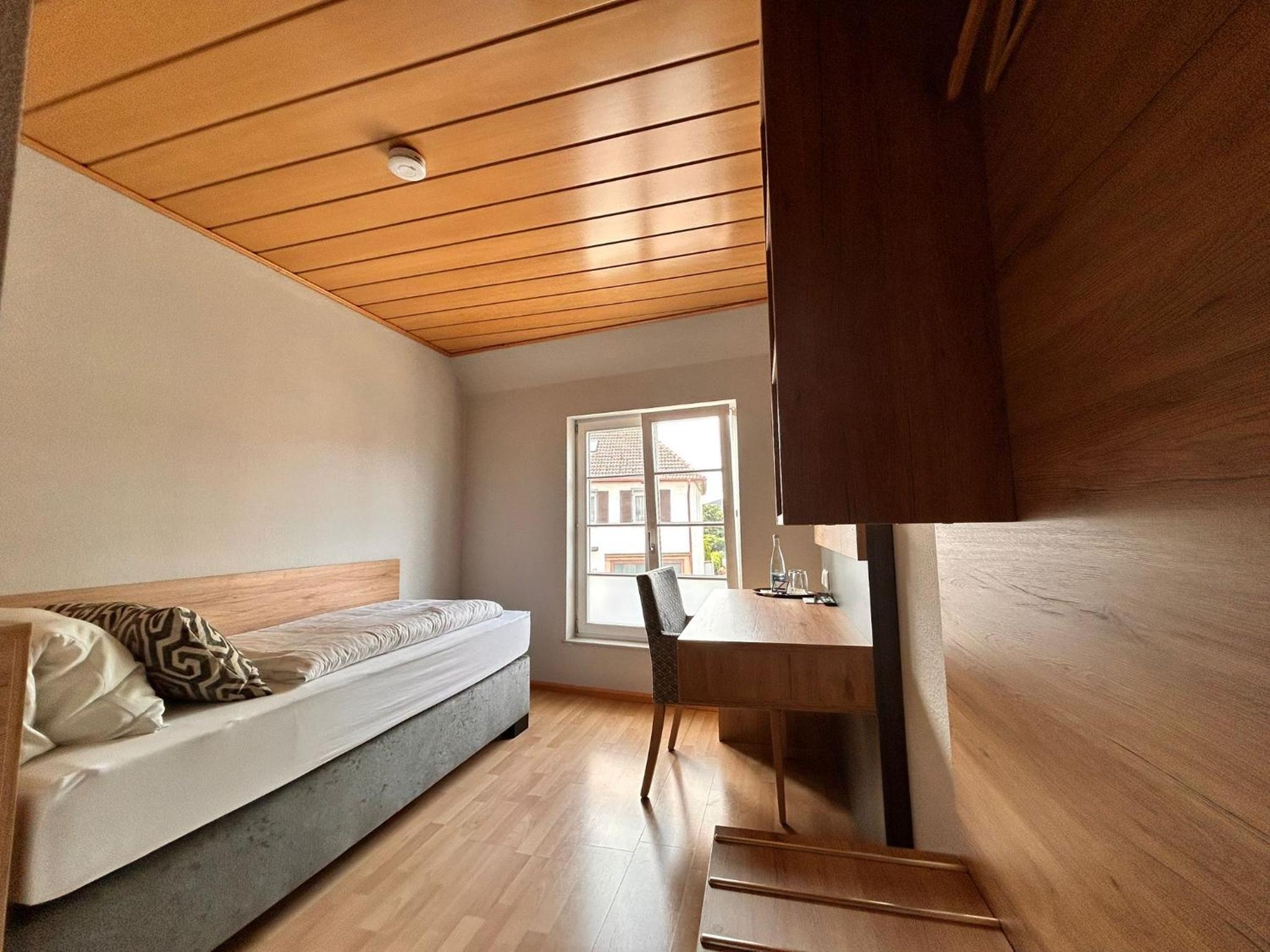 Single Room photo 2