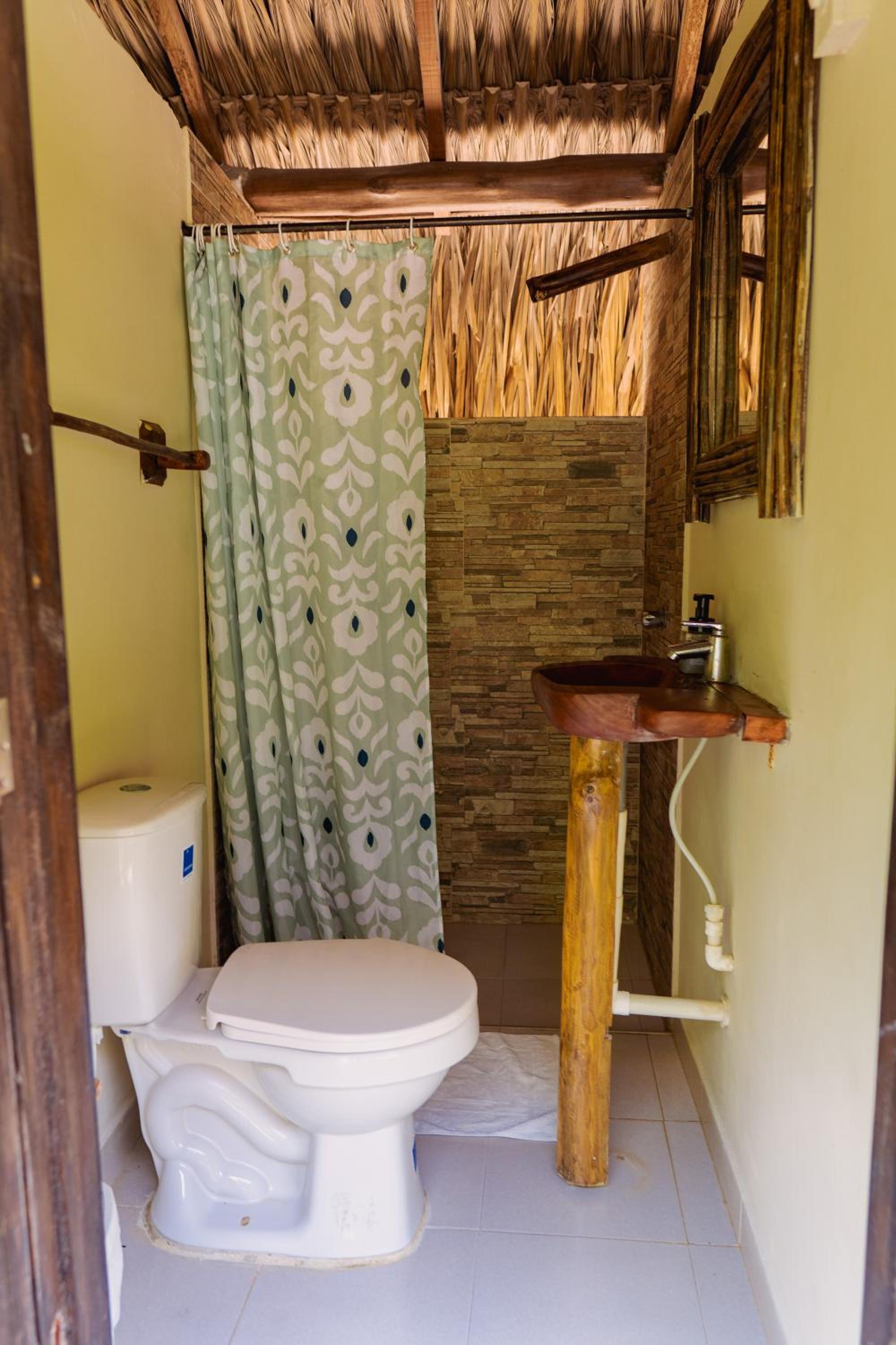 Deluxe Double Room With Balcony And Sea View photo 3