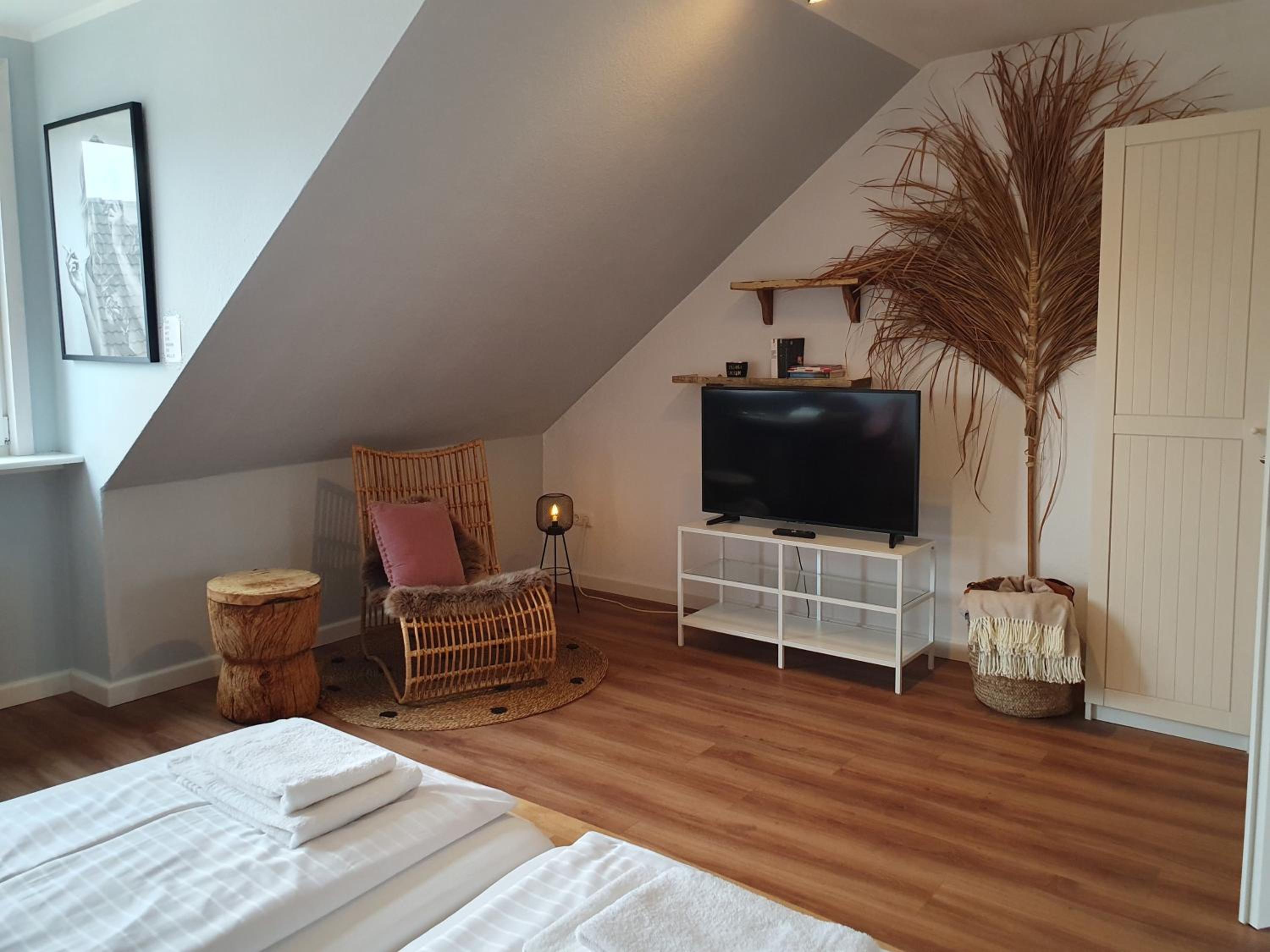 Apartment photo 2