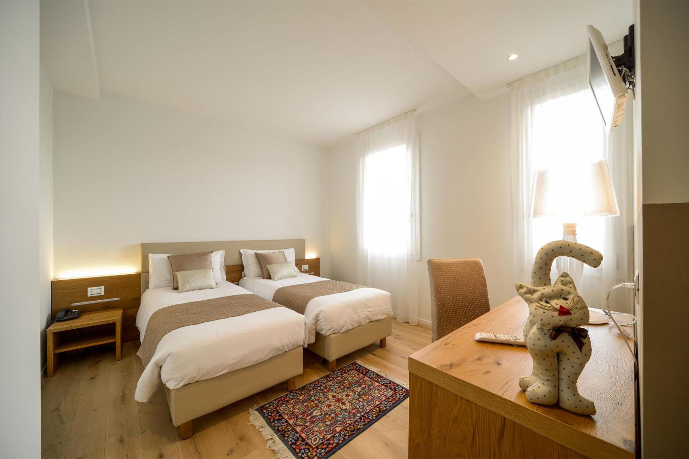 Double or Twin Room with View photo 1