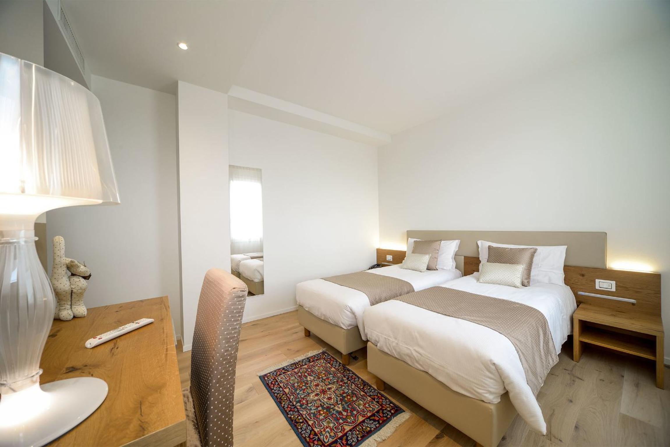 Double or Twin Room with View photo 3