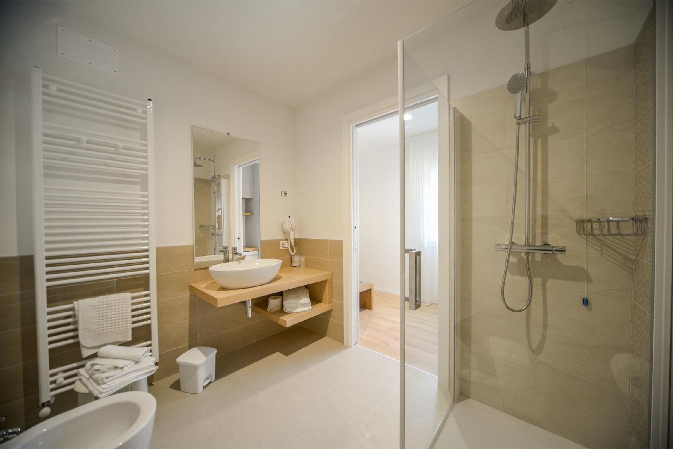Double or Twin Room with Mountain View photo 2